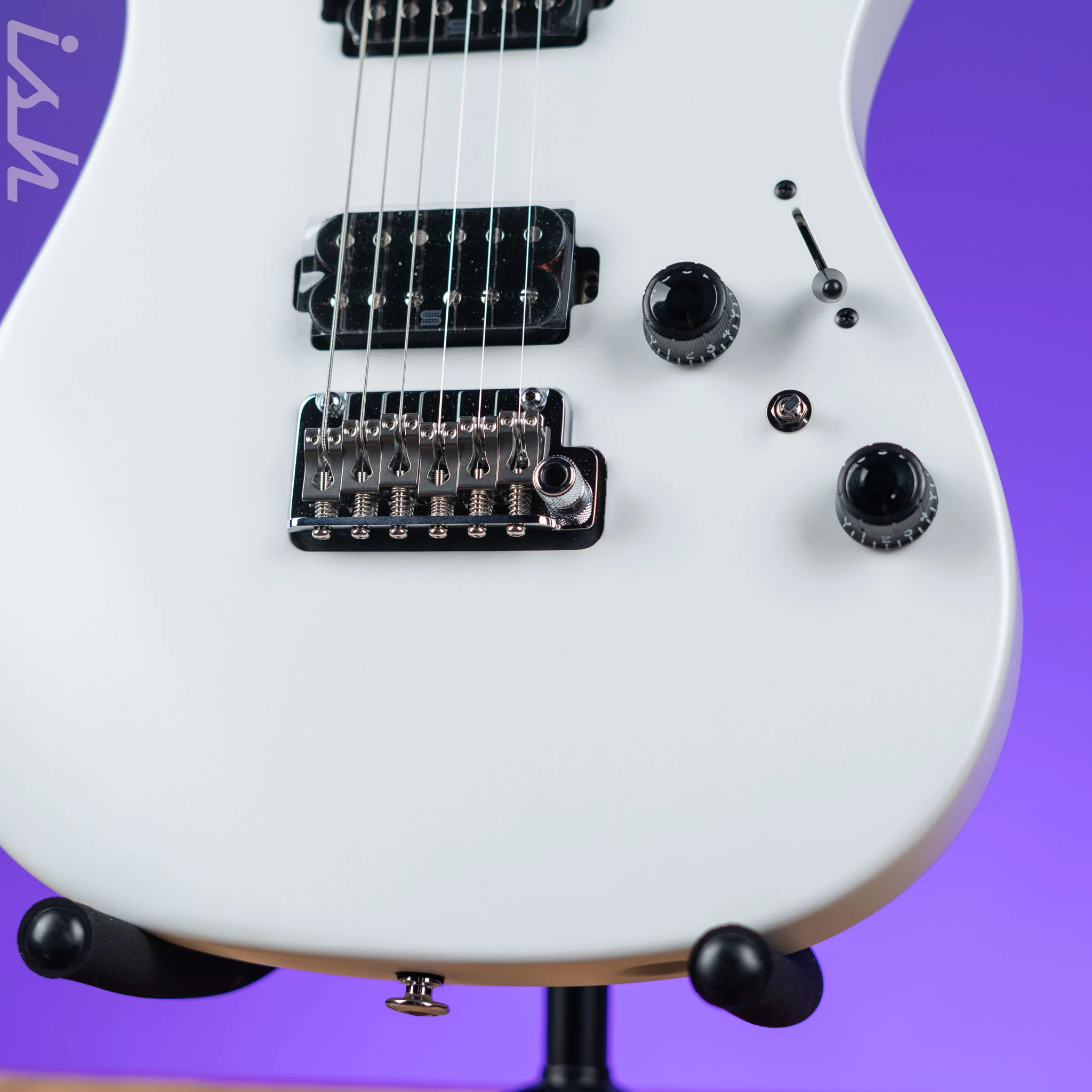 Ibanez Prestige AZ2402 Electric Guitar Pearl White Flat - Image 4