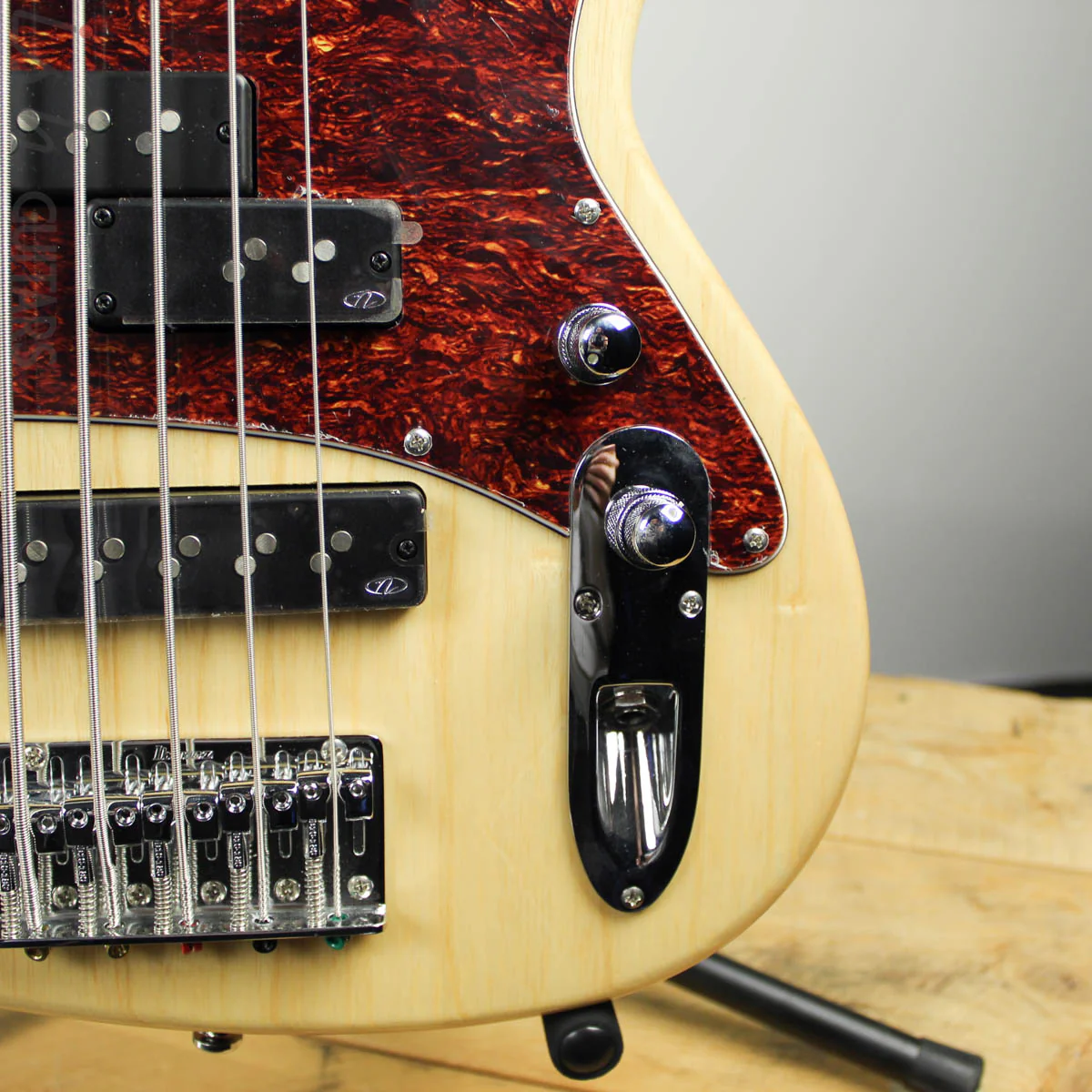 Ibanez Talman TMB605NT Bass Natural - Image 4
