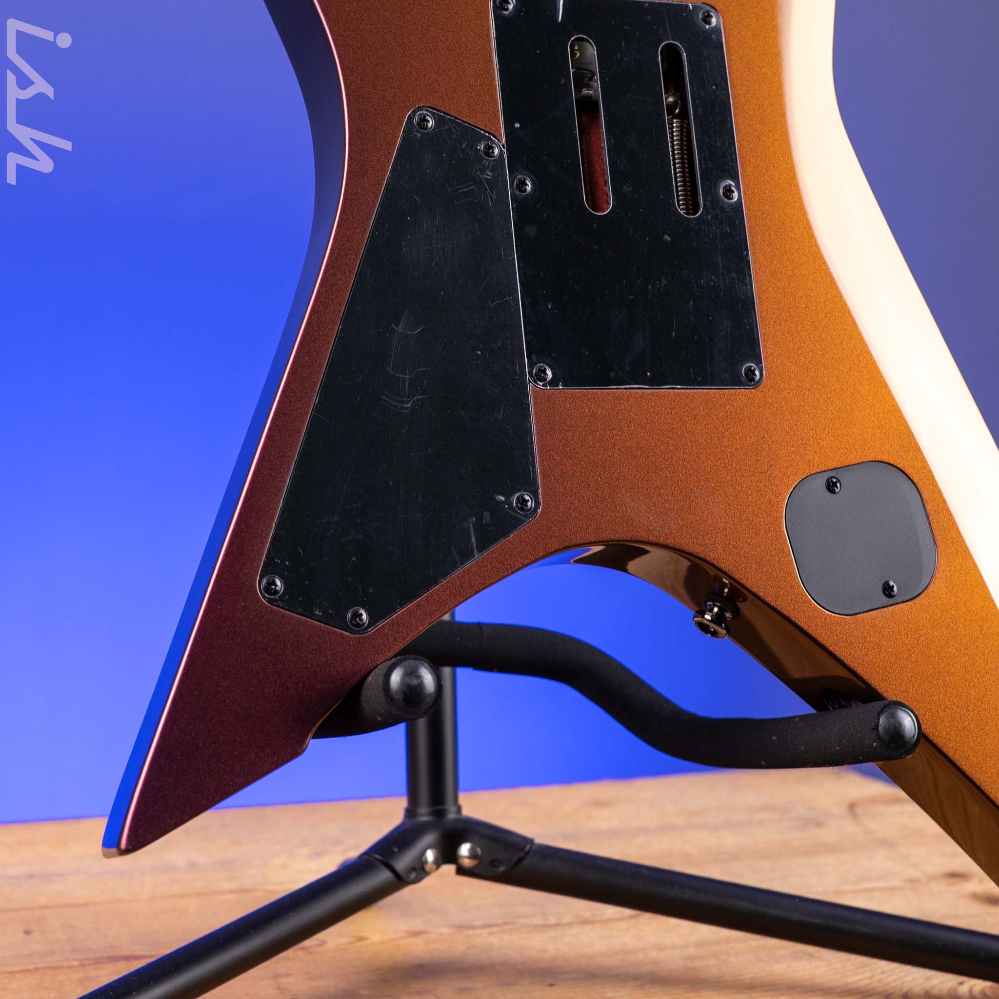Ibanez XPT420DX Electric Guitar Rose Gold Chameleon - Image 11