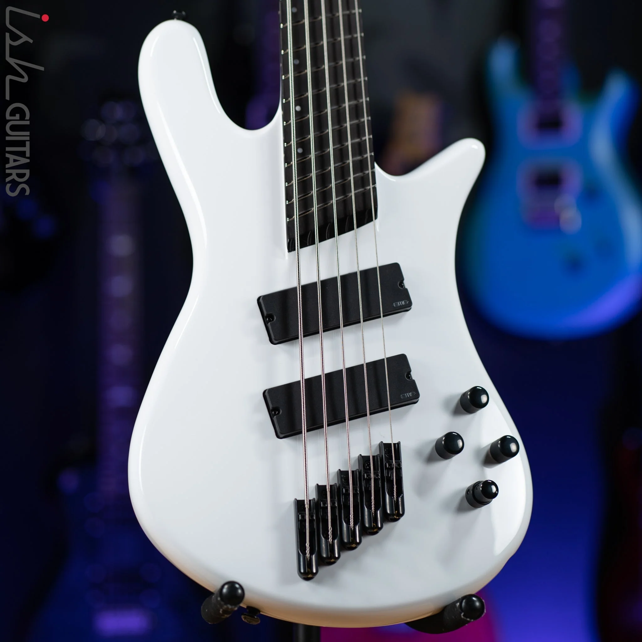 Ish X Spector NS Dimension 5 String EMG Darkglass White Gloss DEMO