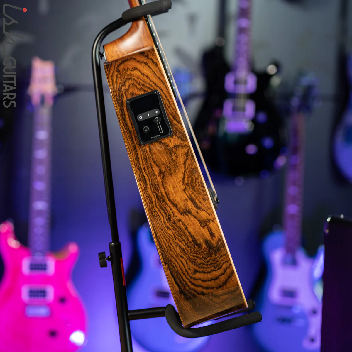 Lâg THV30DCE Dreadnought Hyvibe Tramontane Smart Guitar - Image 7