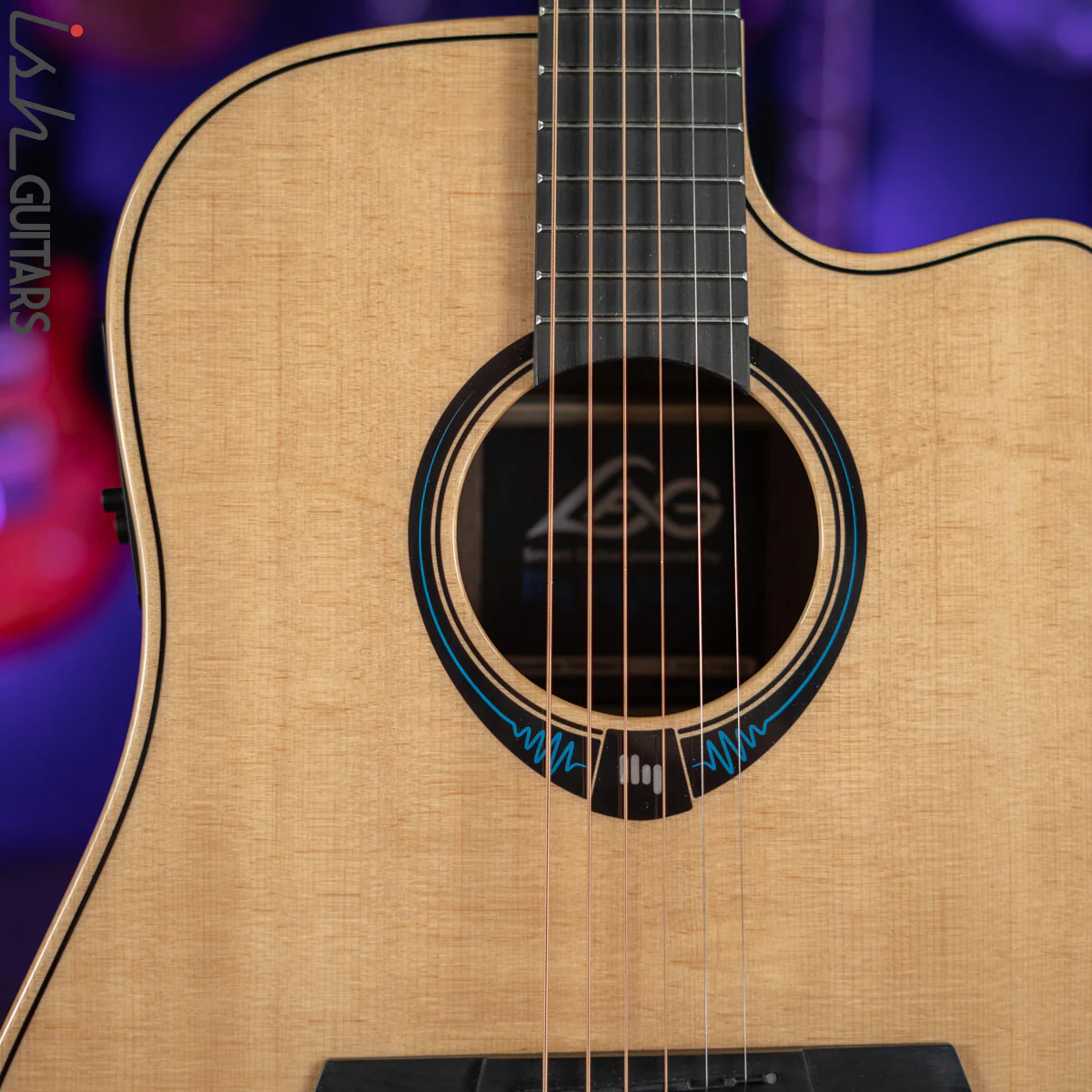Lâg THV30DCE Dreadnought Hyvibe Tramontane Smart Guitar - Demo - Image 3