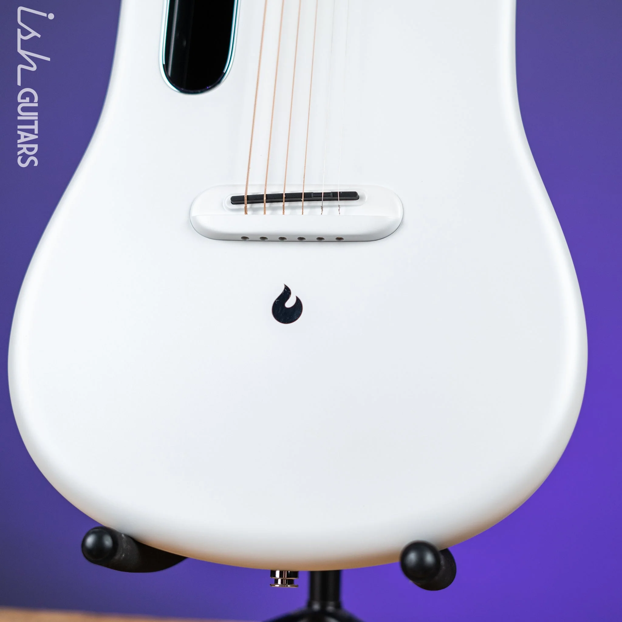Lava Music Lava Me 3 Smart Acoustic Guitar 36" White w/ Ideal Bag - Image 4