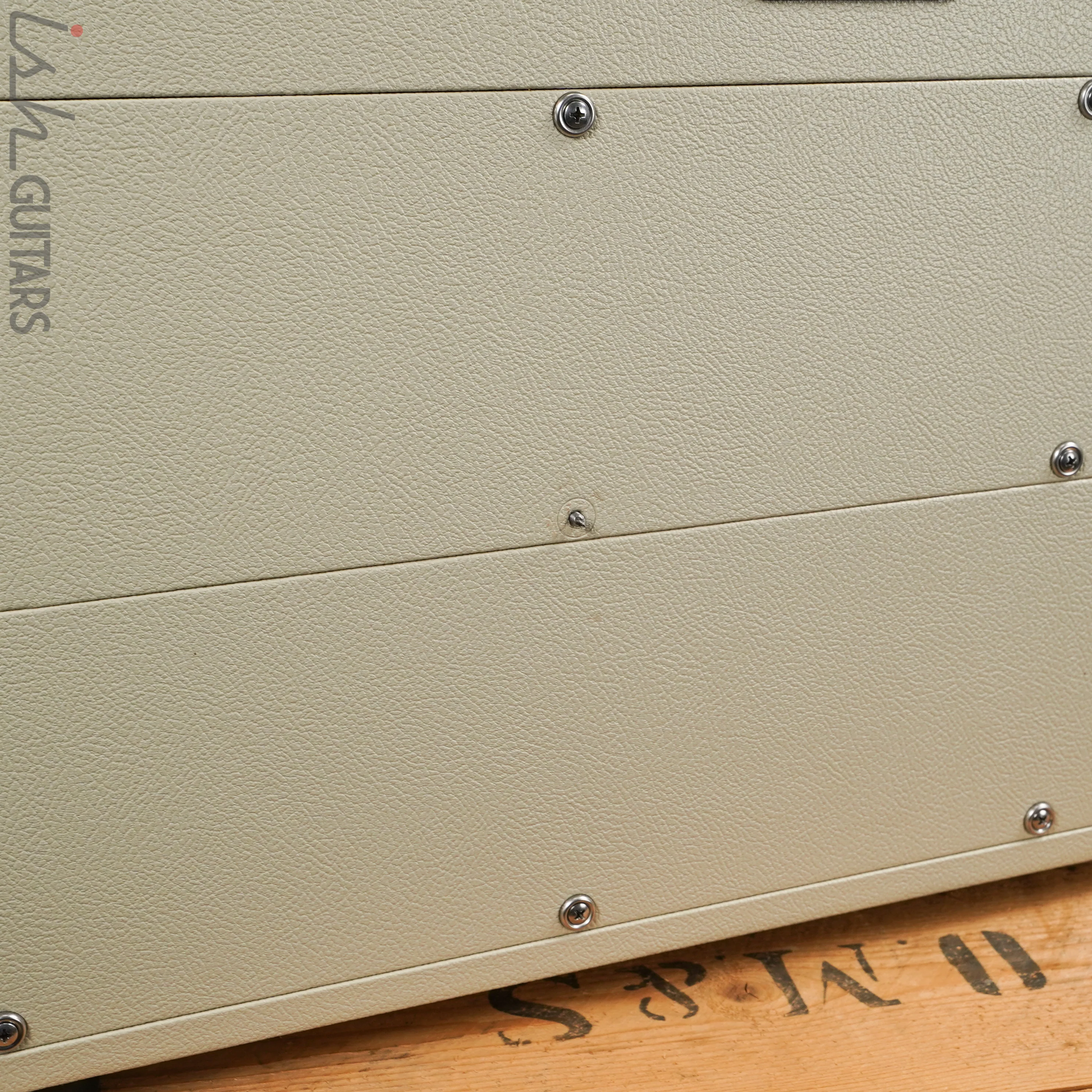 Magnatone Limited Edition White Super 59 MKII Head and Cabinet - Image 13