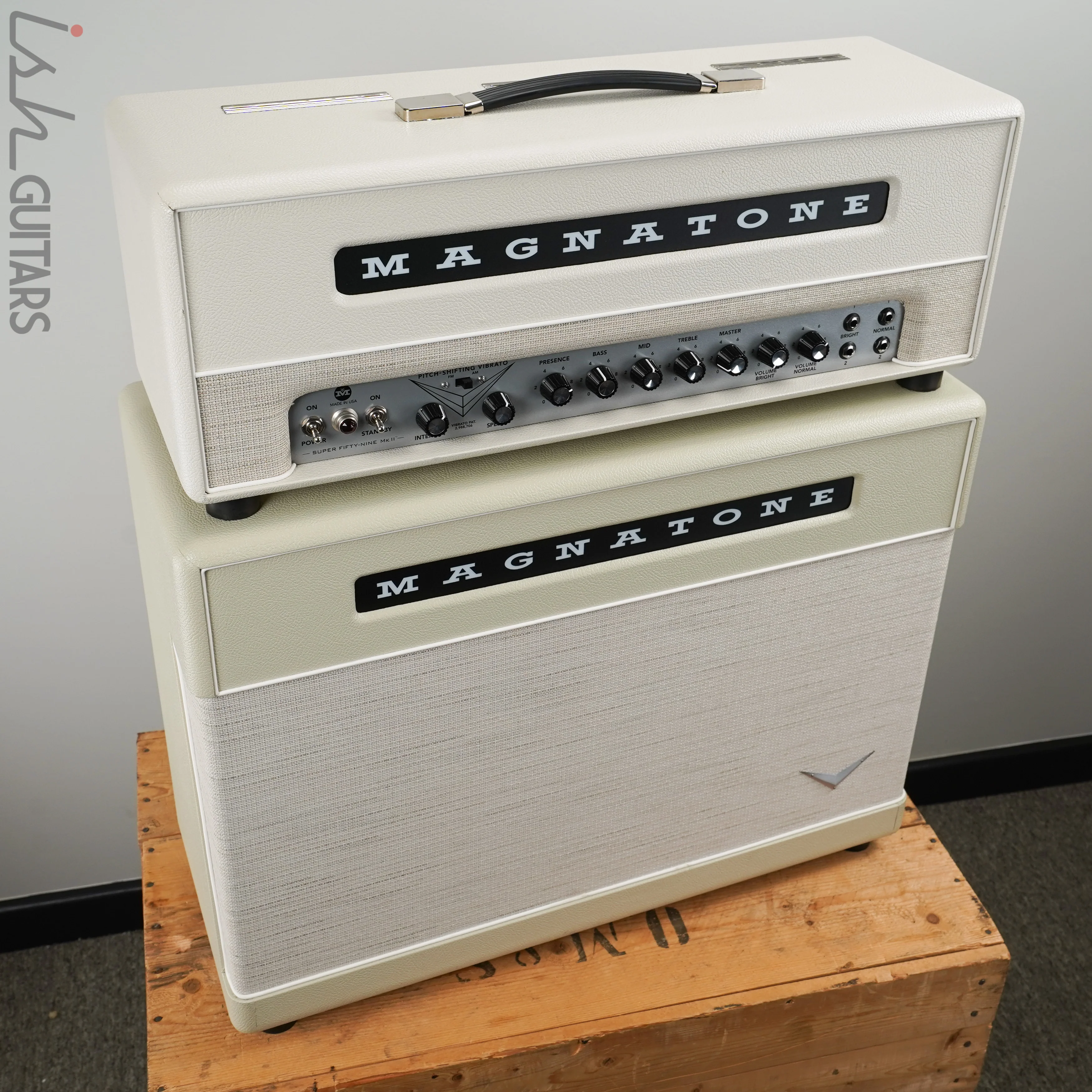 Magnatone Limited Edition White Super 59 MKII Head and Cabinet - Image 5
