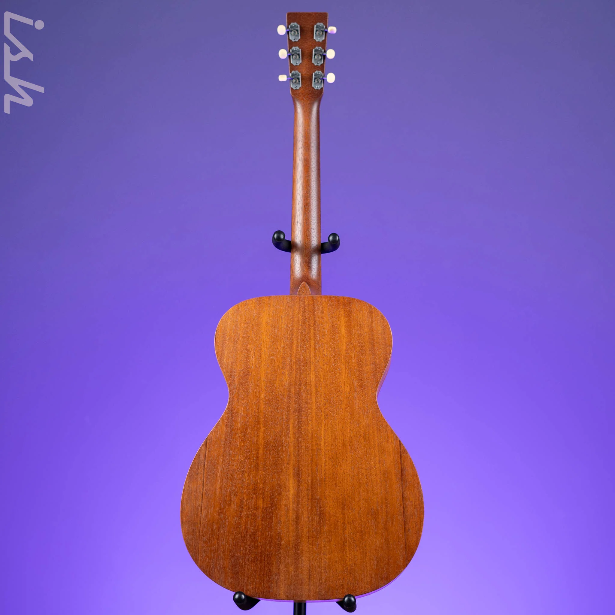 Martin 000-17 Acoustic Guitar Whiskey Sunset Satin - Image 6