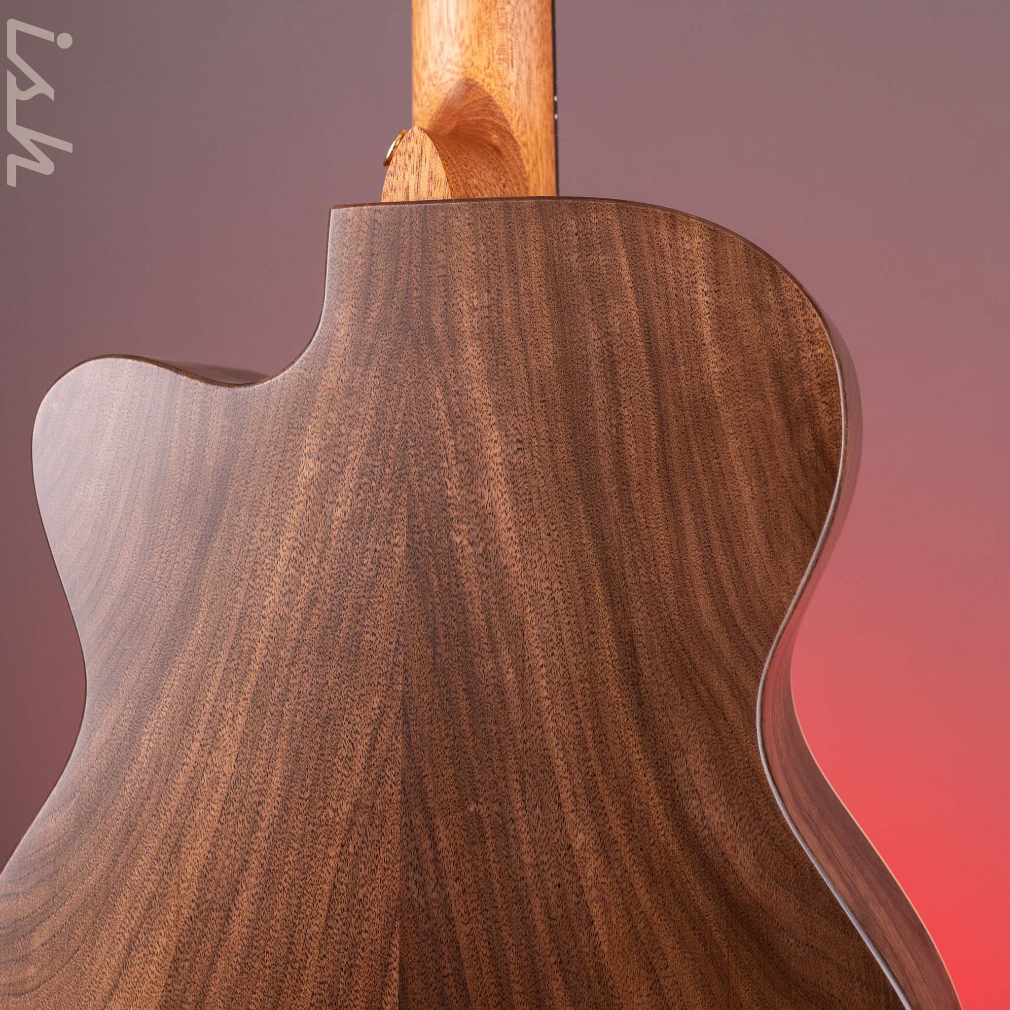 Martin 000 C-Jr E Walnut Burst *New Release* - Image 10