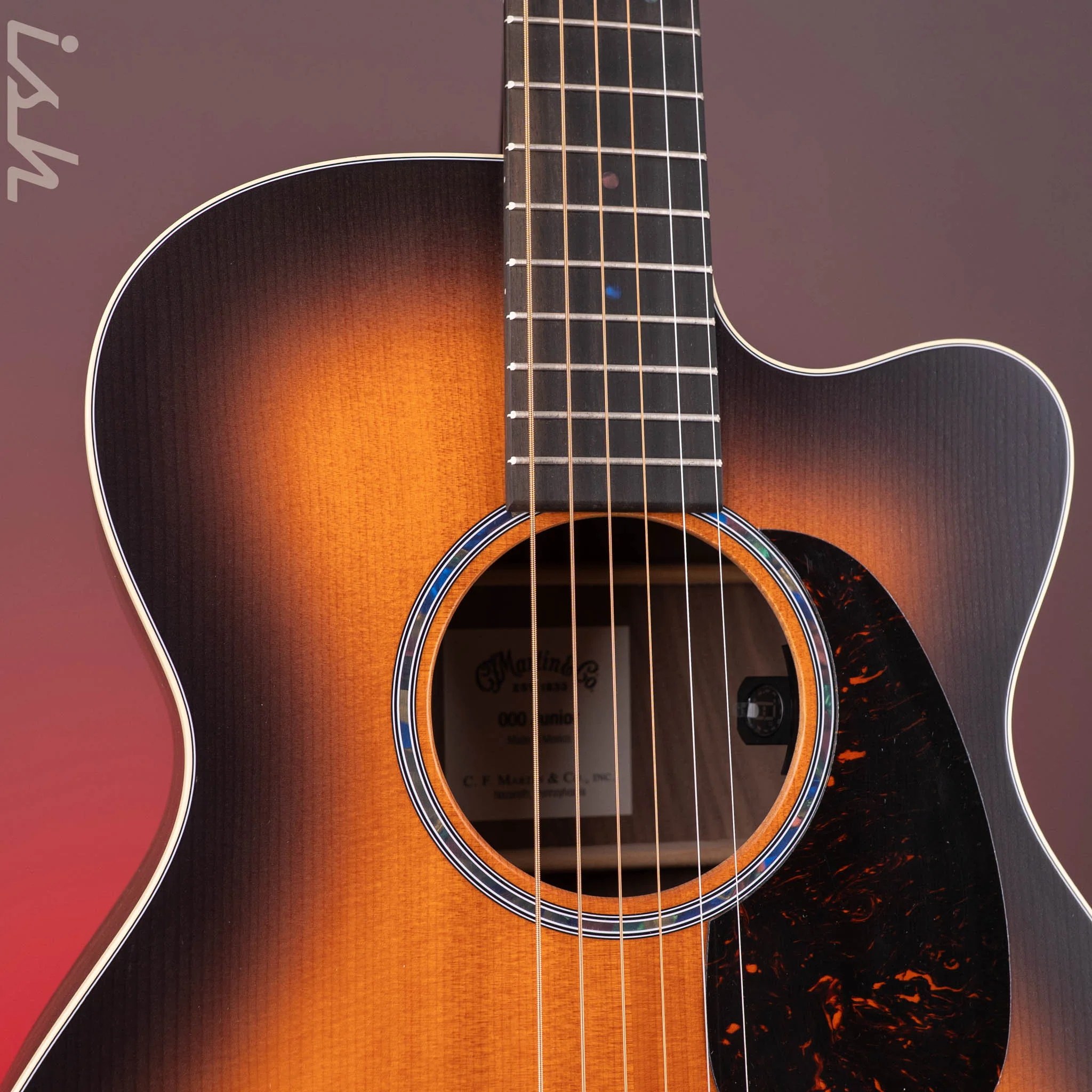 Martin 000 C-Jr E Walnut Burst *New Release* - Image 4