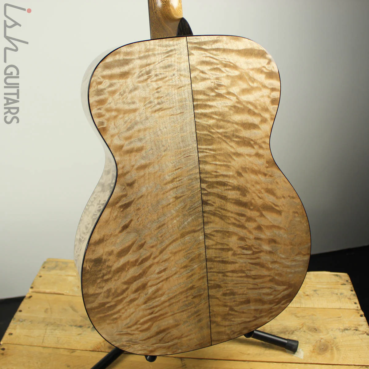 Martin 000-28 Custom Shop Deep Quilted Maple Back and Sides - Image 9