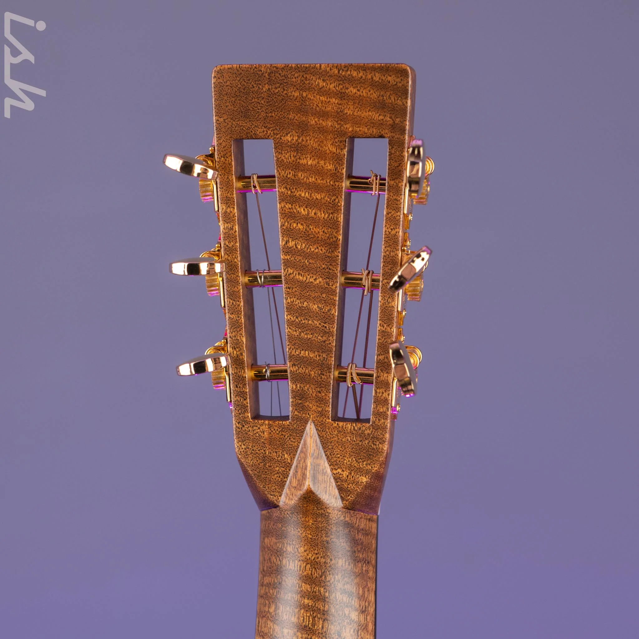 Martin Custom Shop 00-12 Slotted Claro Walnut w/ Flamed Maple Binding - Image 12