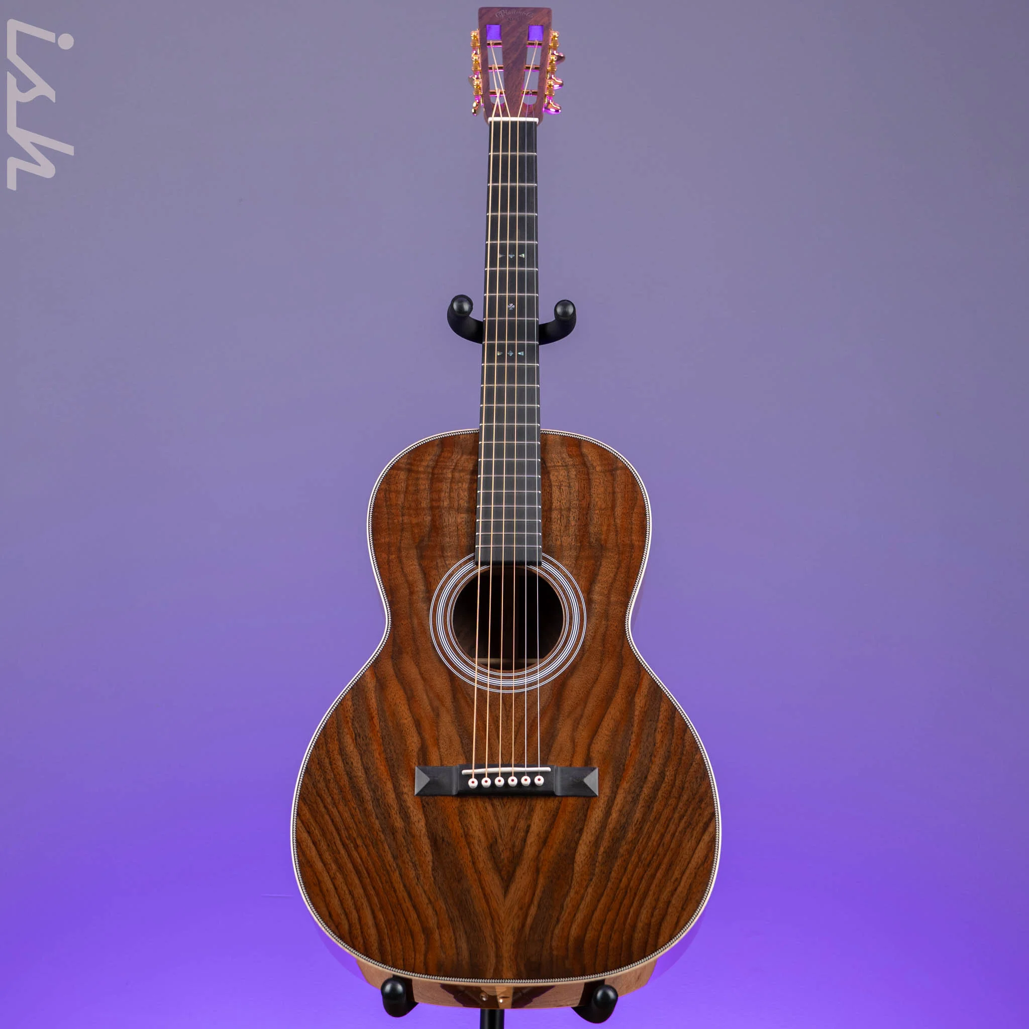 Martin Custom Shop 00-12 Slotted Claro Walnut w/ Flamed Maple Binding - Image 3