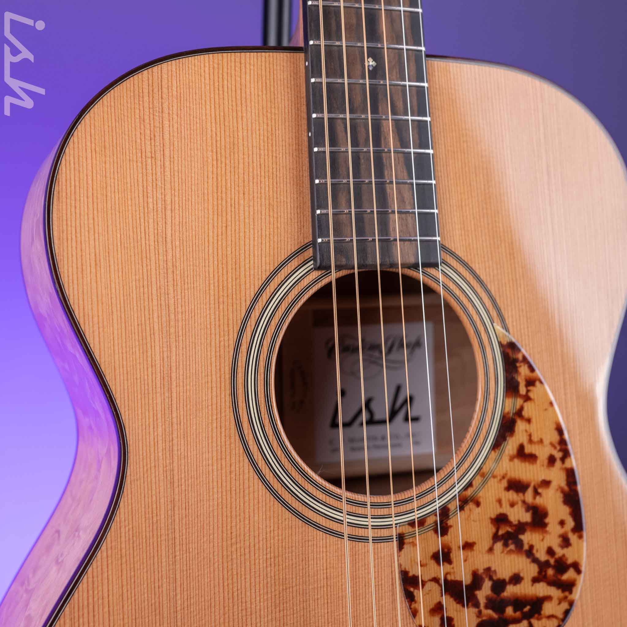 Martin Custom Shop 00-28 Style Western Red Cedar w/ Premium Quilted Maple Back & Sides - Image 4