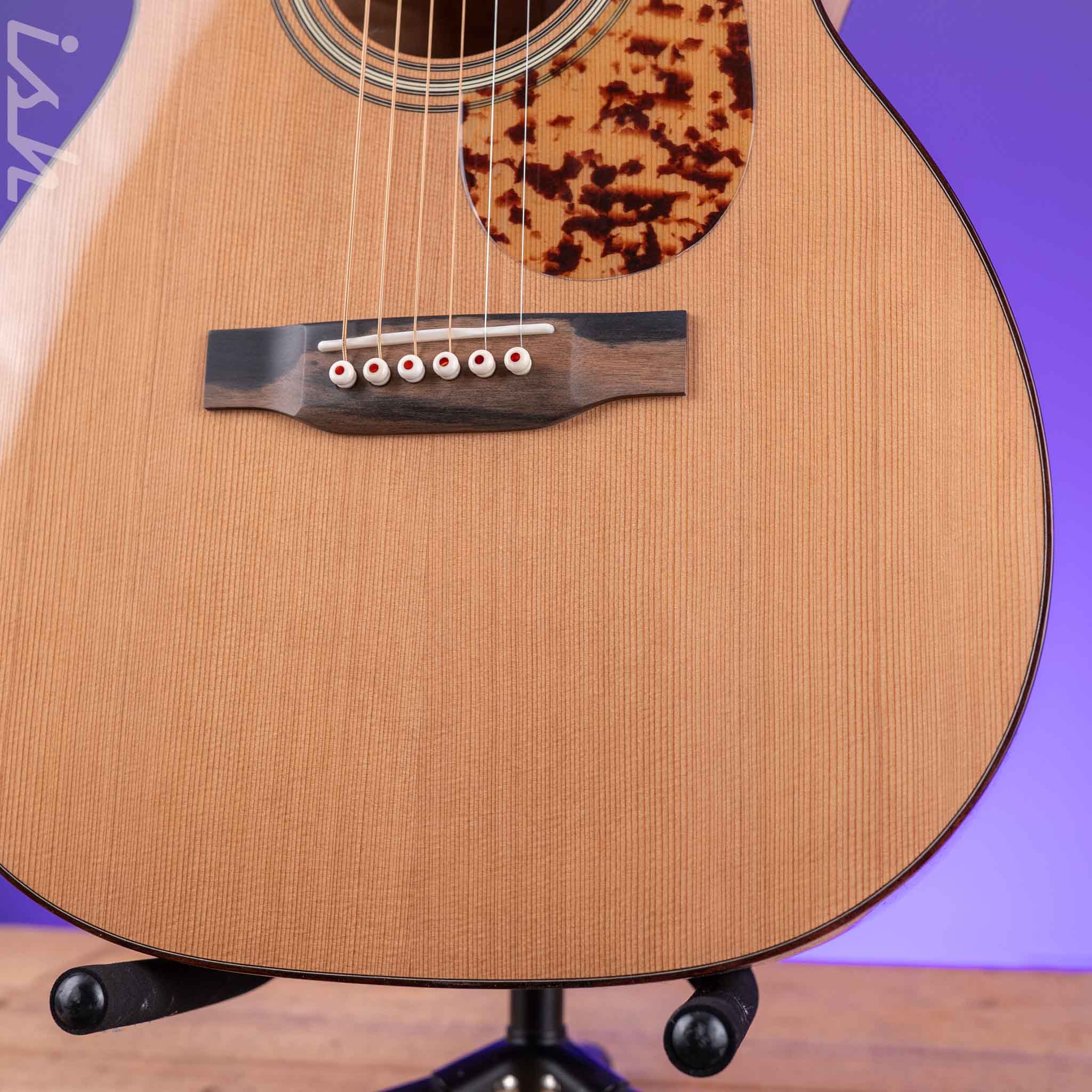 Martin Custom Shop 00-28 Style Western Red Cedar w/ Premium Quilted Maple Back & Sides - Image 5