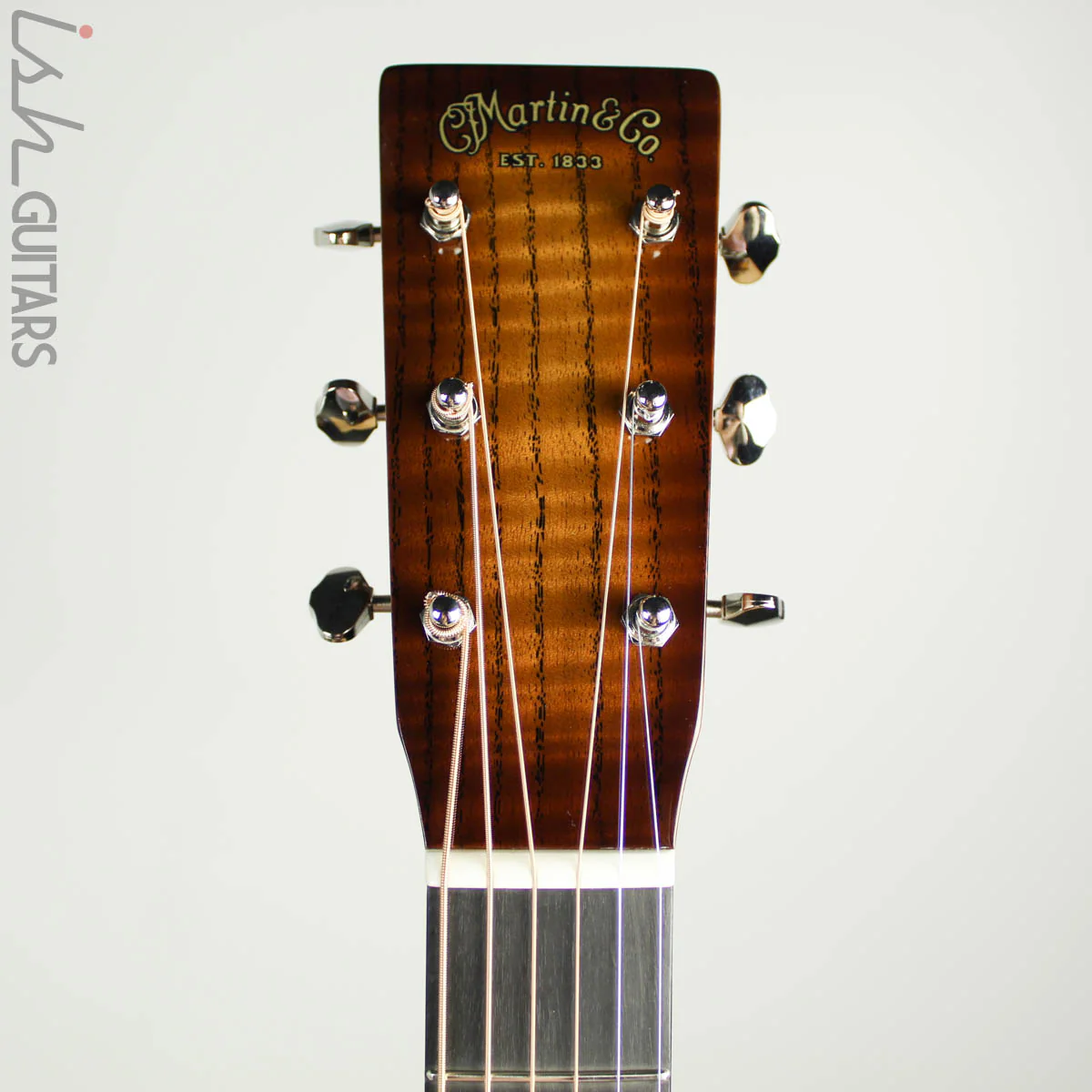 Martin Custom Shop 000-18 Curly Ash 1933 Amber Tone Burst (DEMO VIDEO) - Image 6