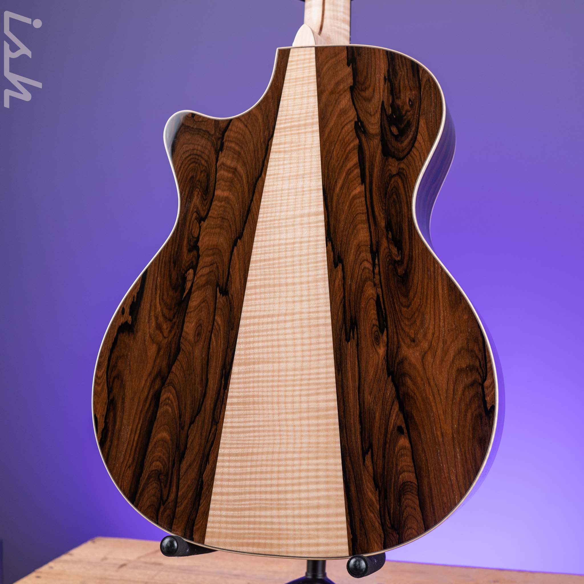 Martin Custom Shop GP-28 Style Grand Performance Bearclaw Sitka Spruce - Image 10