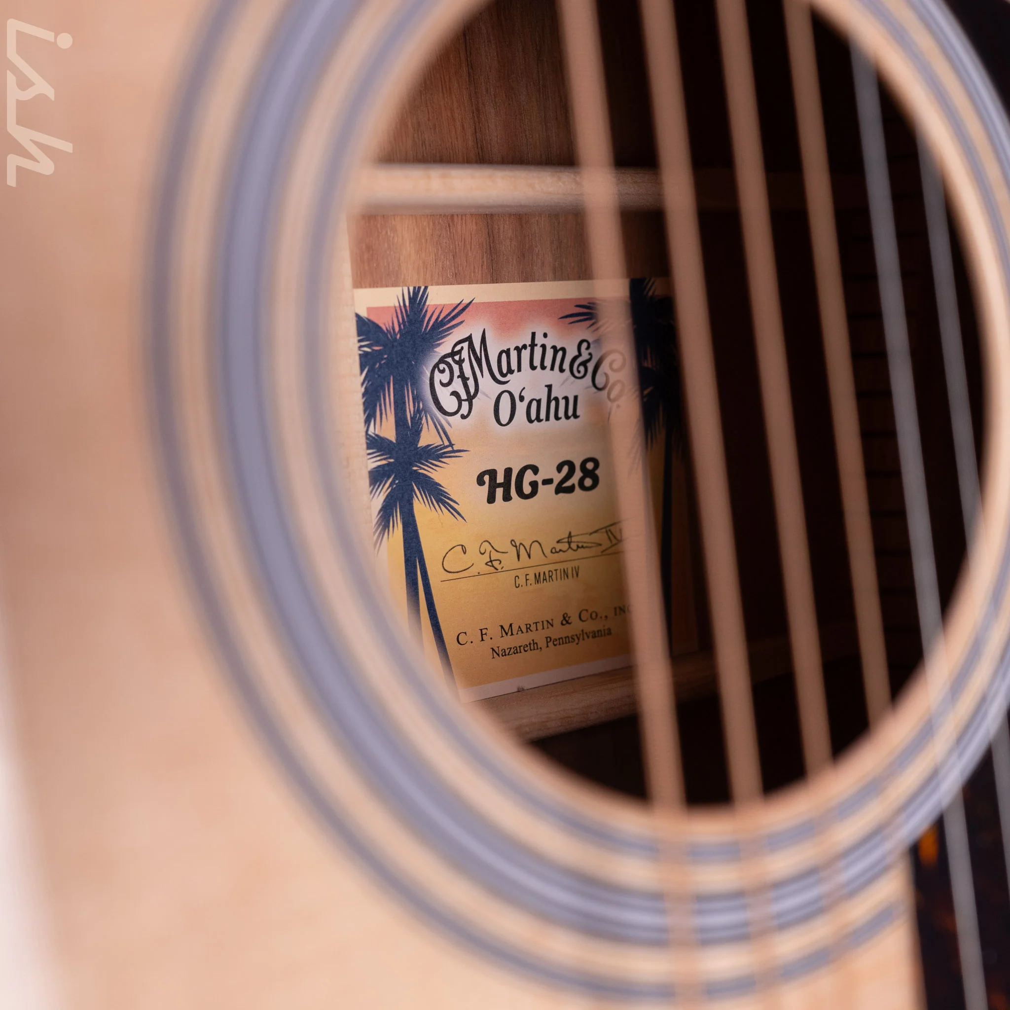 Martin O’ahu™ HG-28 Special Edition Acoustic Guitar - Image 6