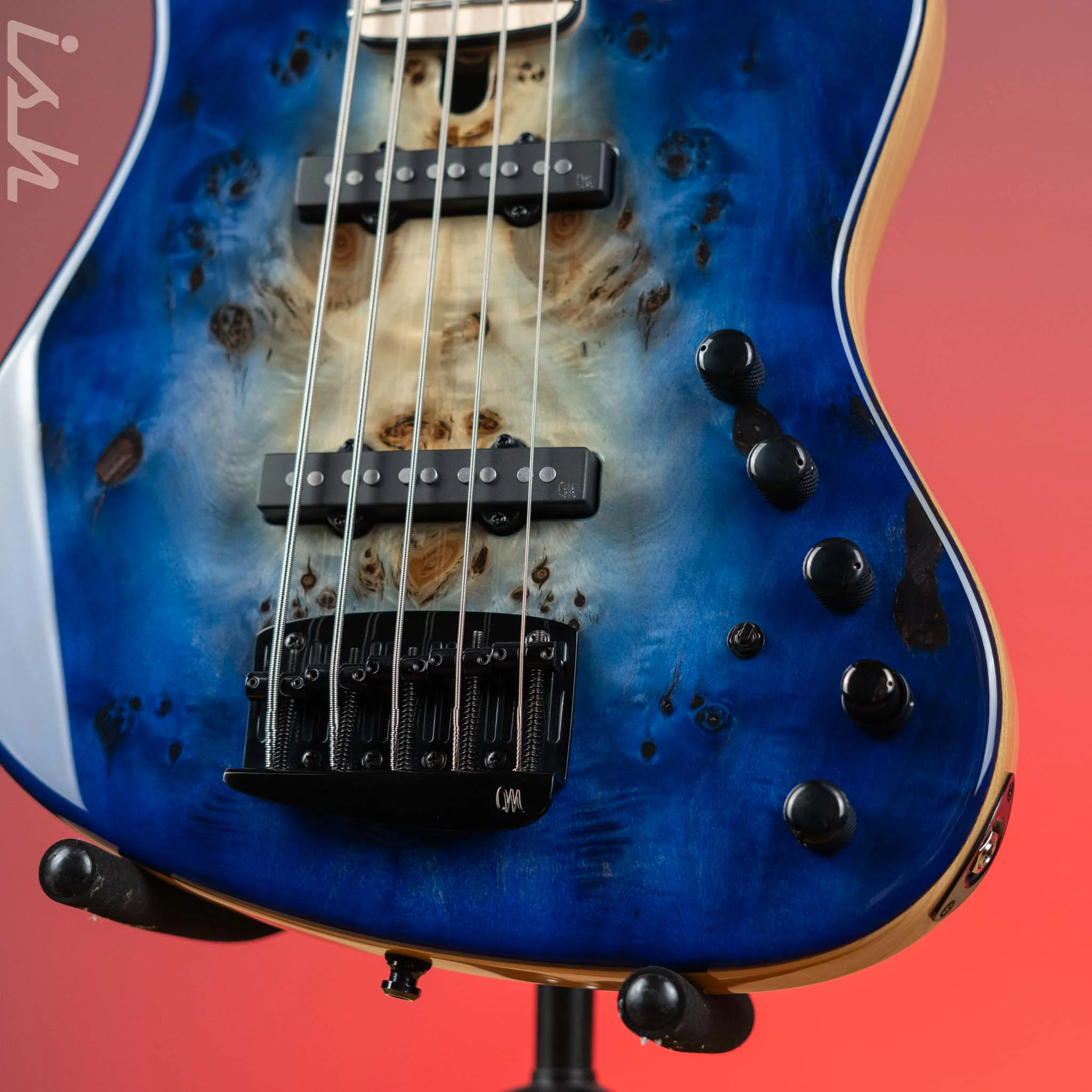 Mayones Jabba Custom EP 5 Bass Transparent Natural Fade Blue Burst Out Gloss - Image 4