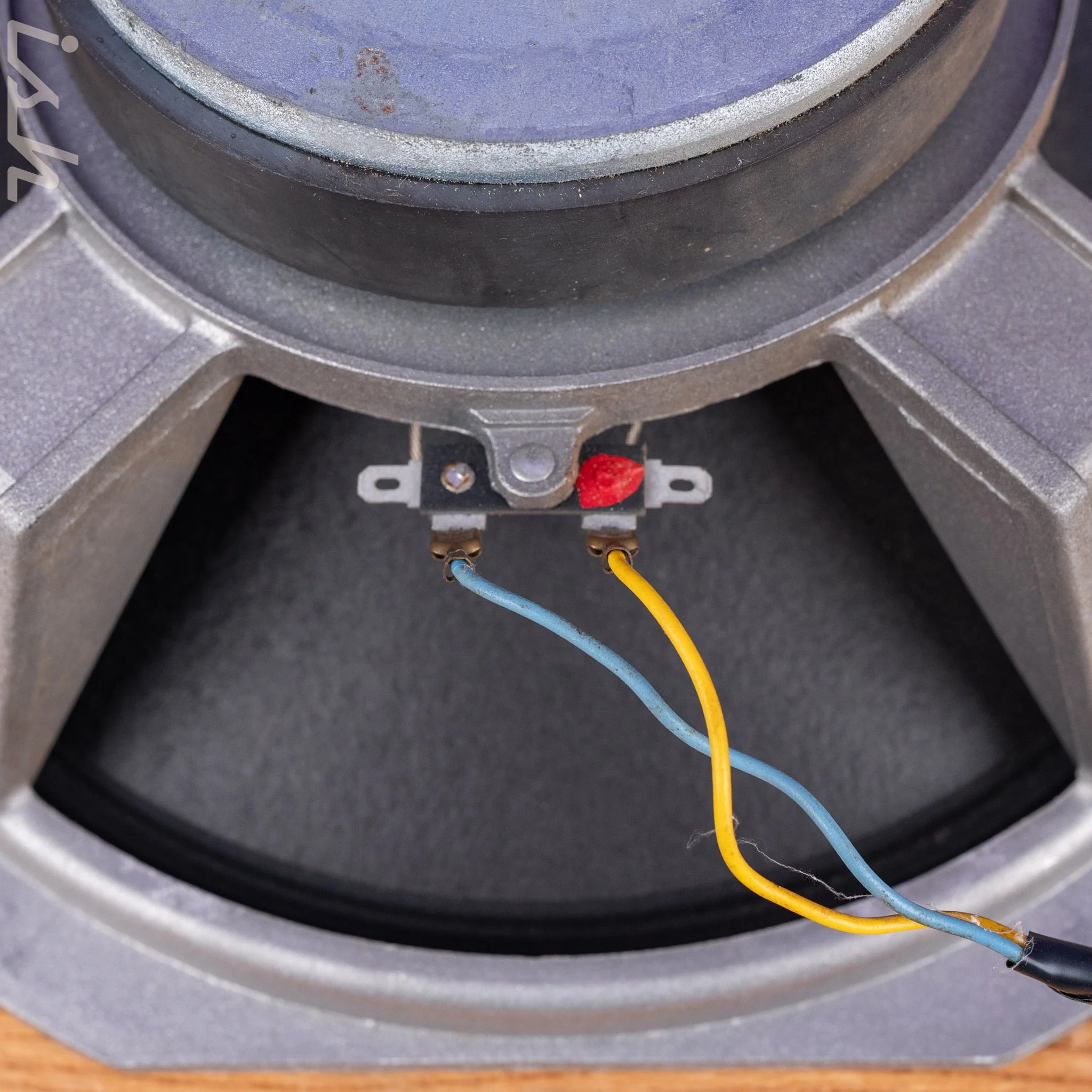 Peavey Scorpion SP-12825 8 ohm Speaker 200W 12" - Image 4