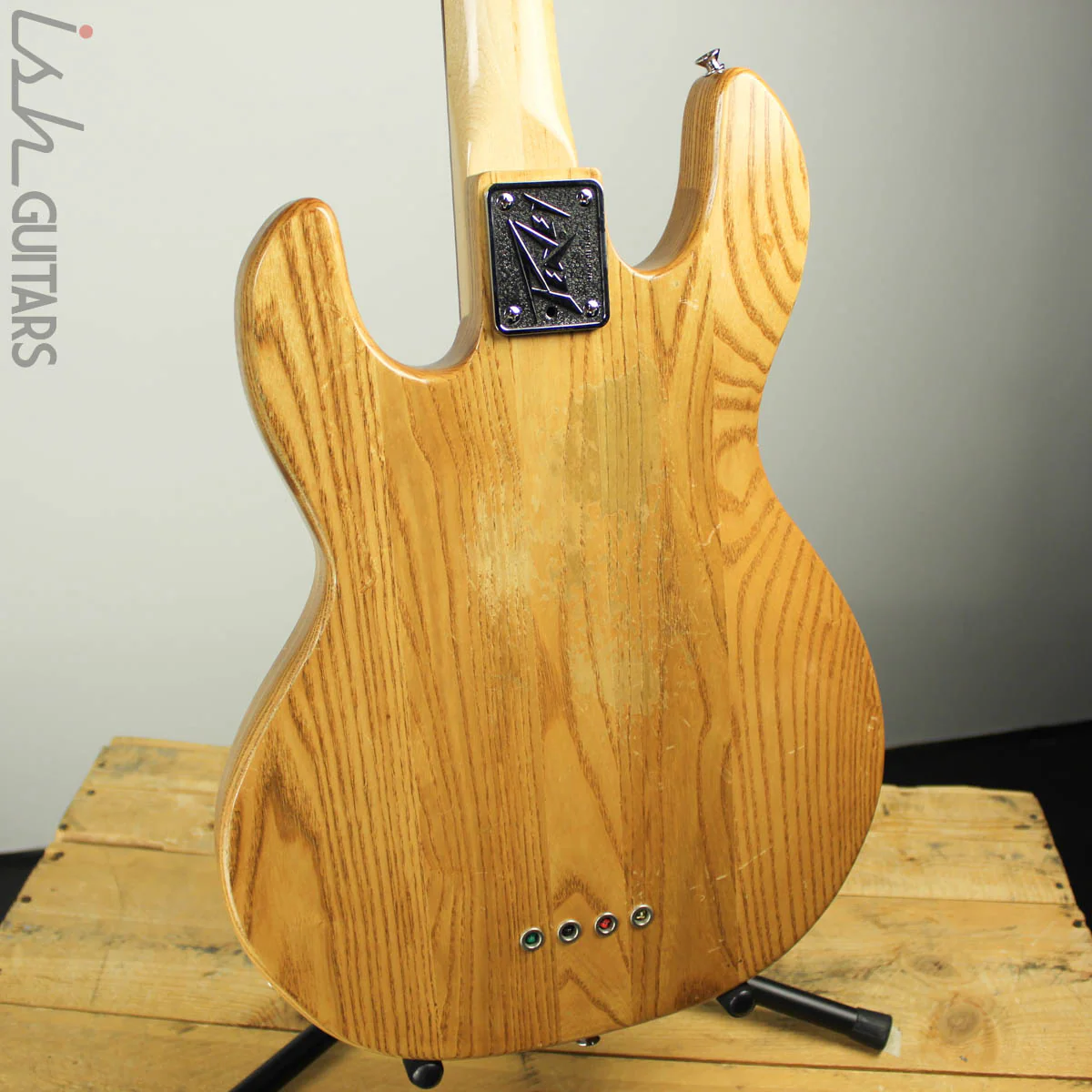 Peavey T-40 Bass Natural - Image 13