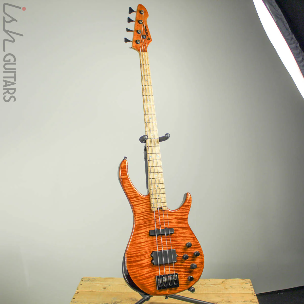 Peavey USA Millennium 4 Plus Tiger Eye Flame - Image 2