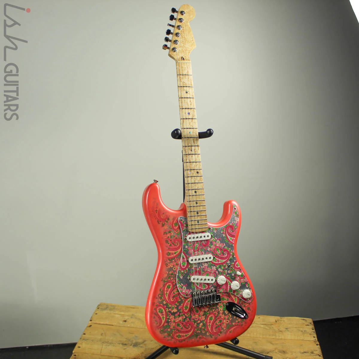 1990s/2000s CIJ Fender Pink Paisley Stratocaster Warmoth Neck Strat Electric Guitar - Image 2