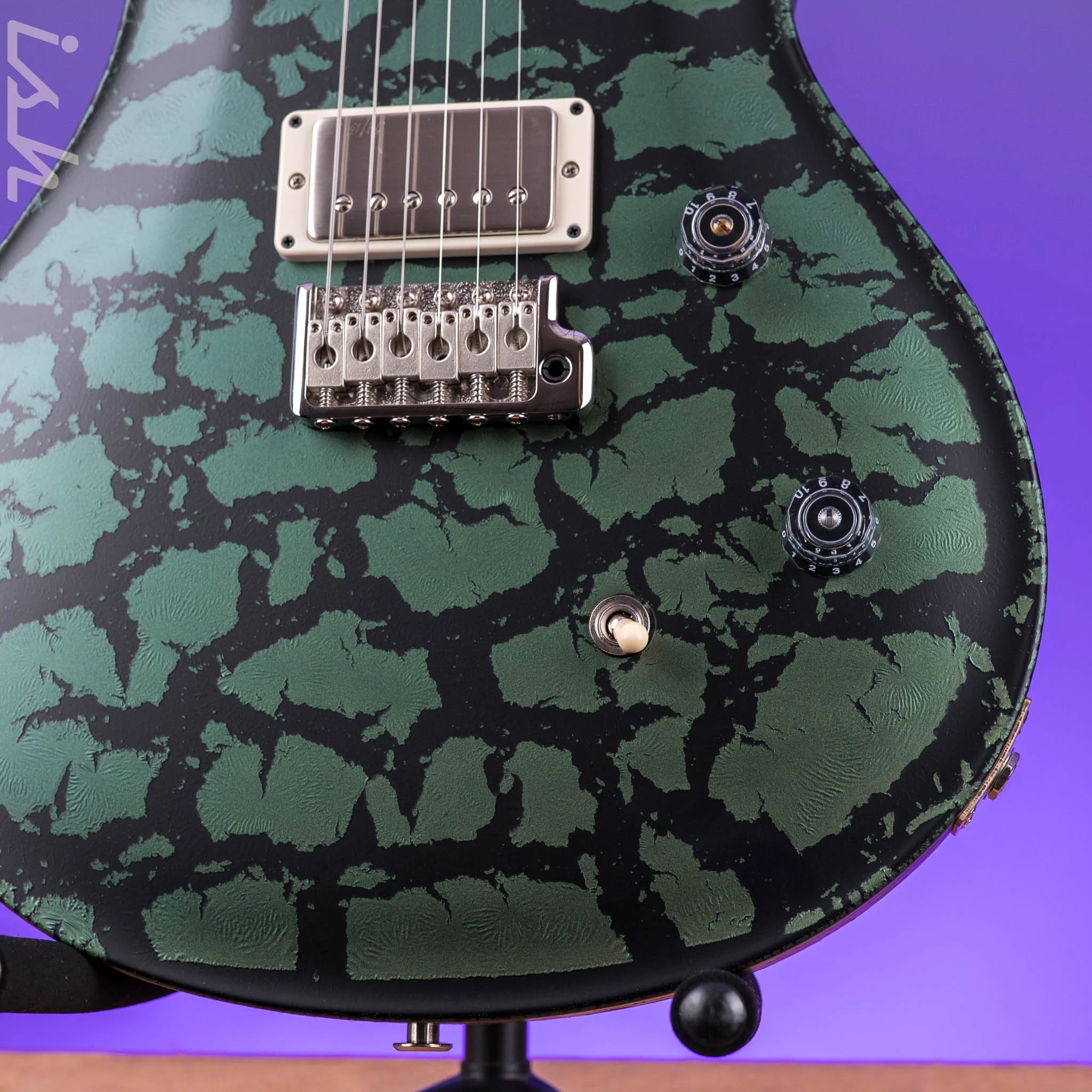 PRS CE 24 Black Matcha Green Crackle Sprayer's Choice - Image 5