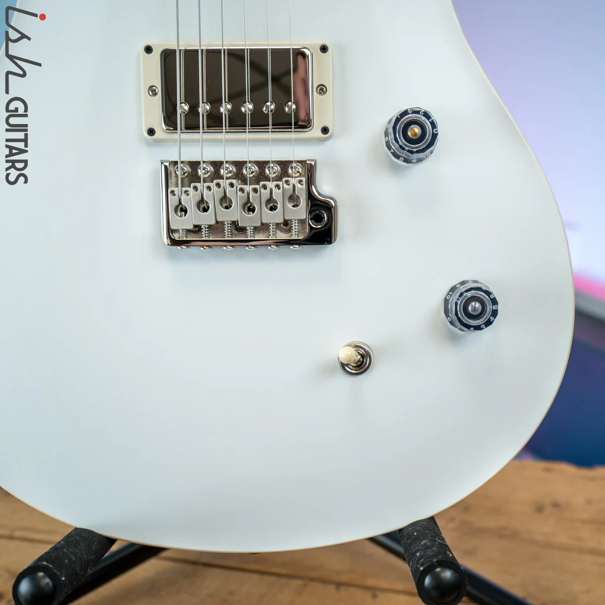 PRS CE 24 Satin Nitro 57/08 Ebony Fretboard Jet White - Image 4