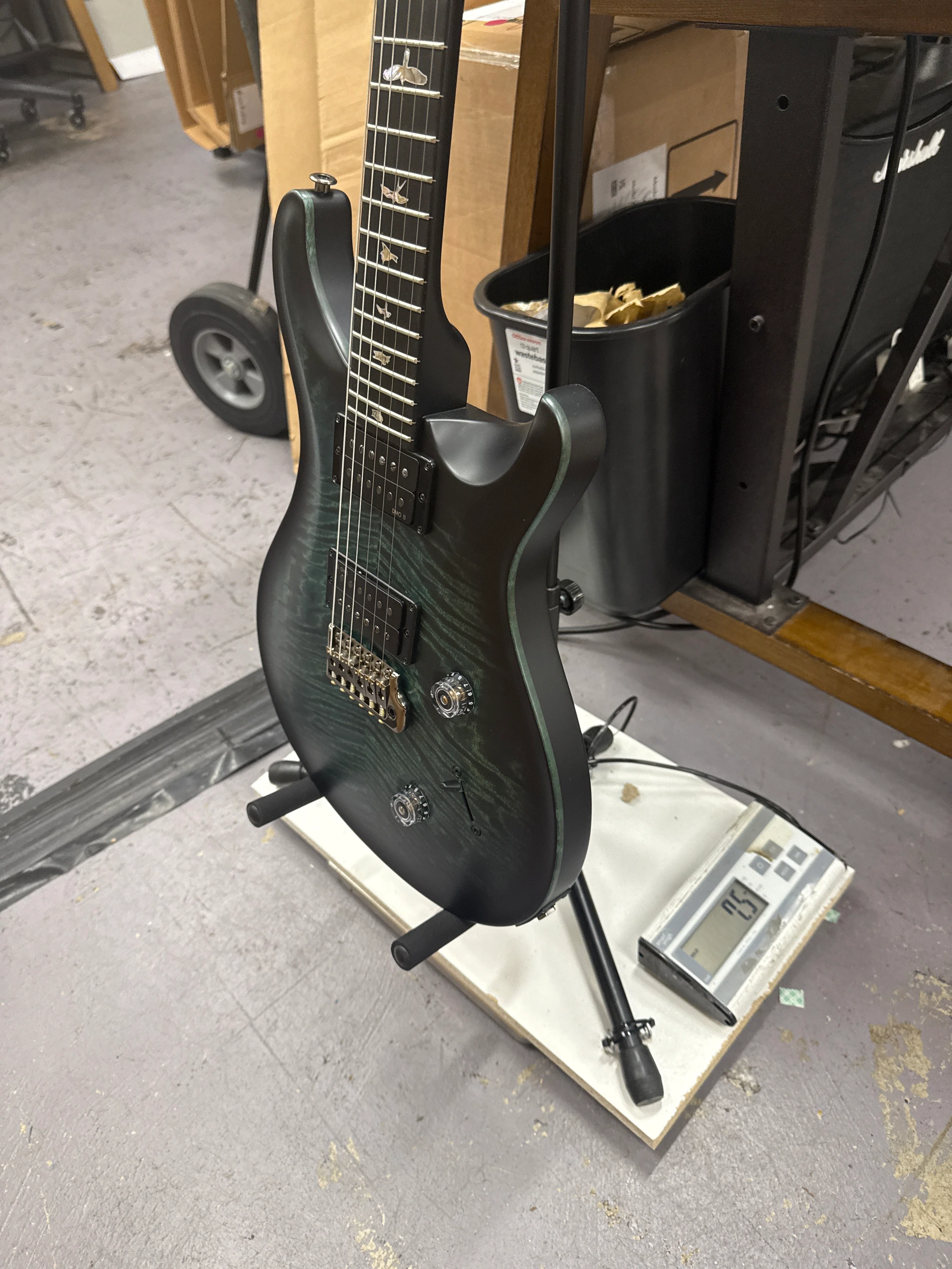 PRS Custom 24 Satin Limited Edition 40th Anniversary Cobalt Smokeburst - Image 14