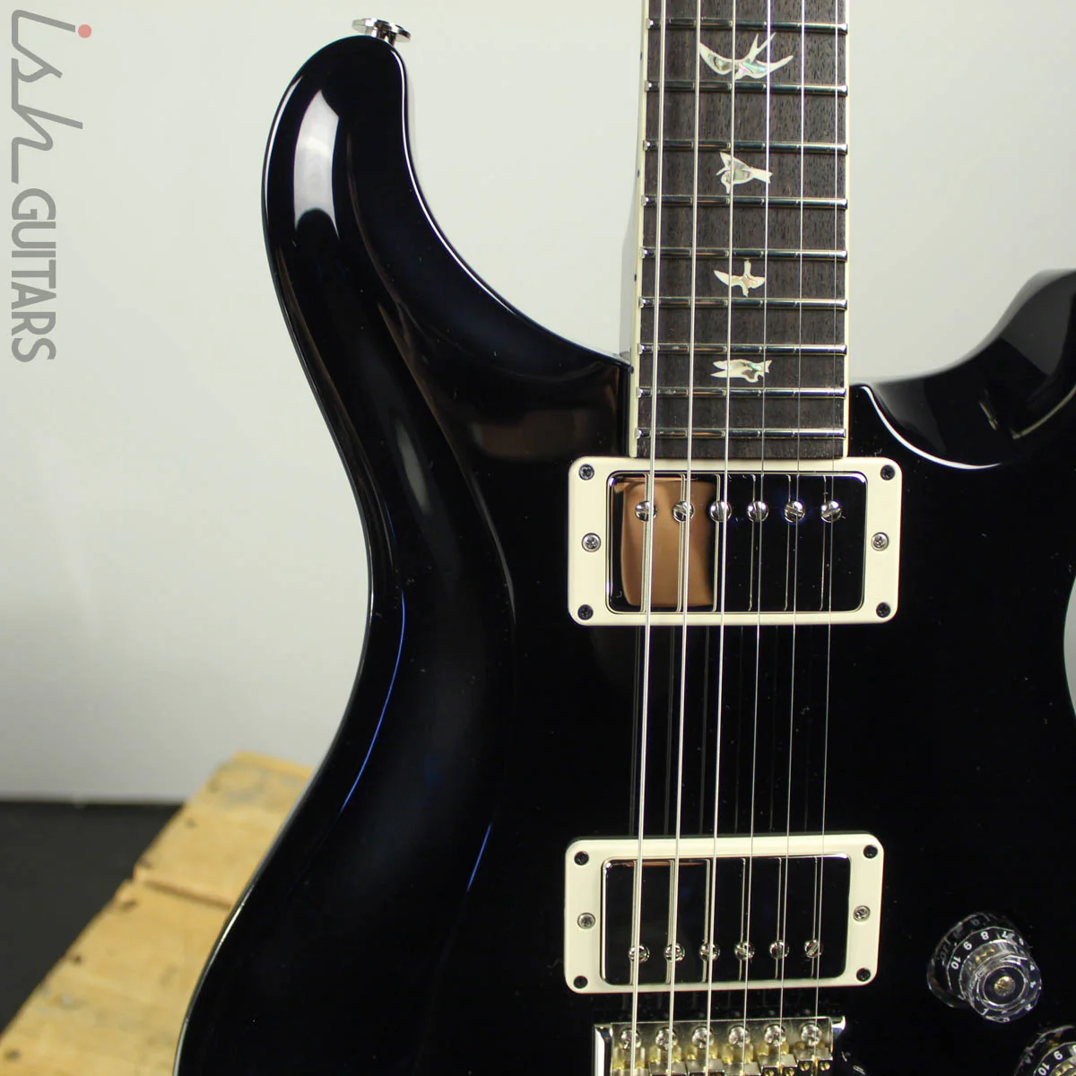 2019 PRS DGT Tremolo Opaque Black - Image 4