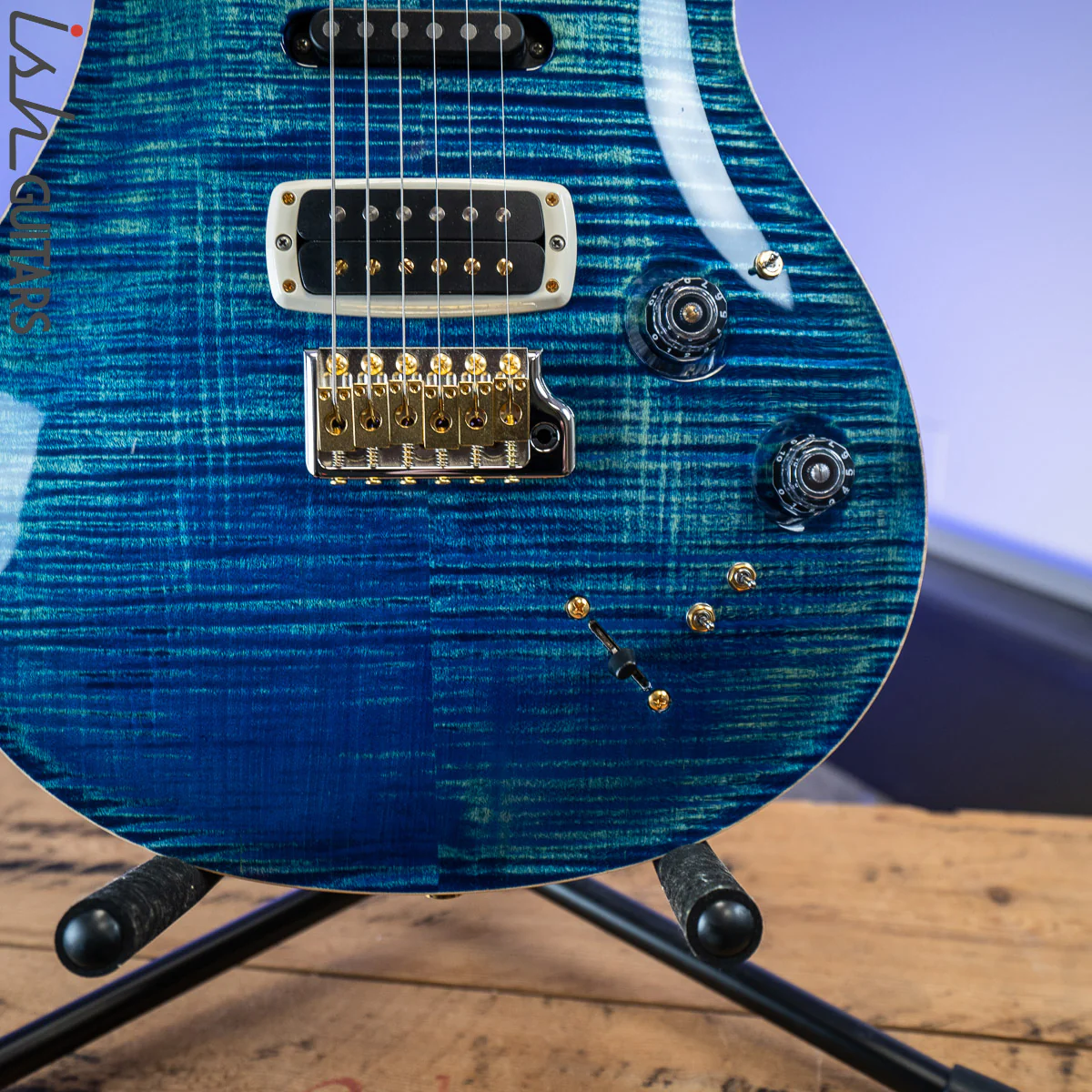 PRS Experience Modern Eagle V River Blue 10 Top - Image 4