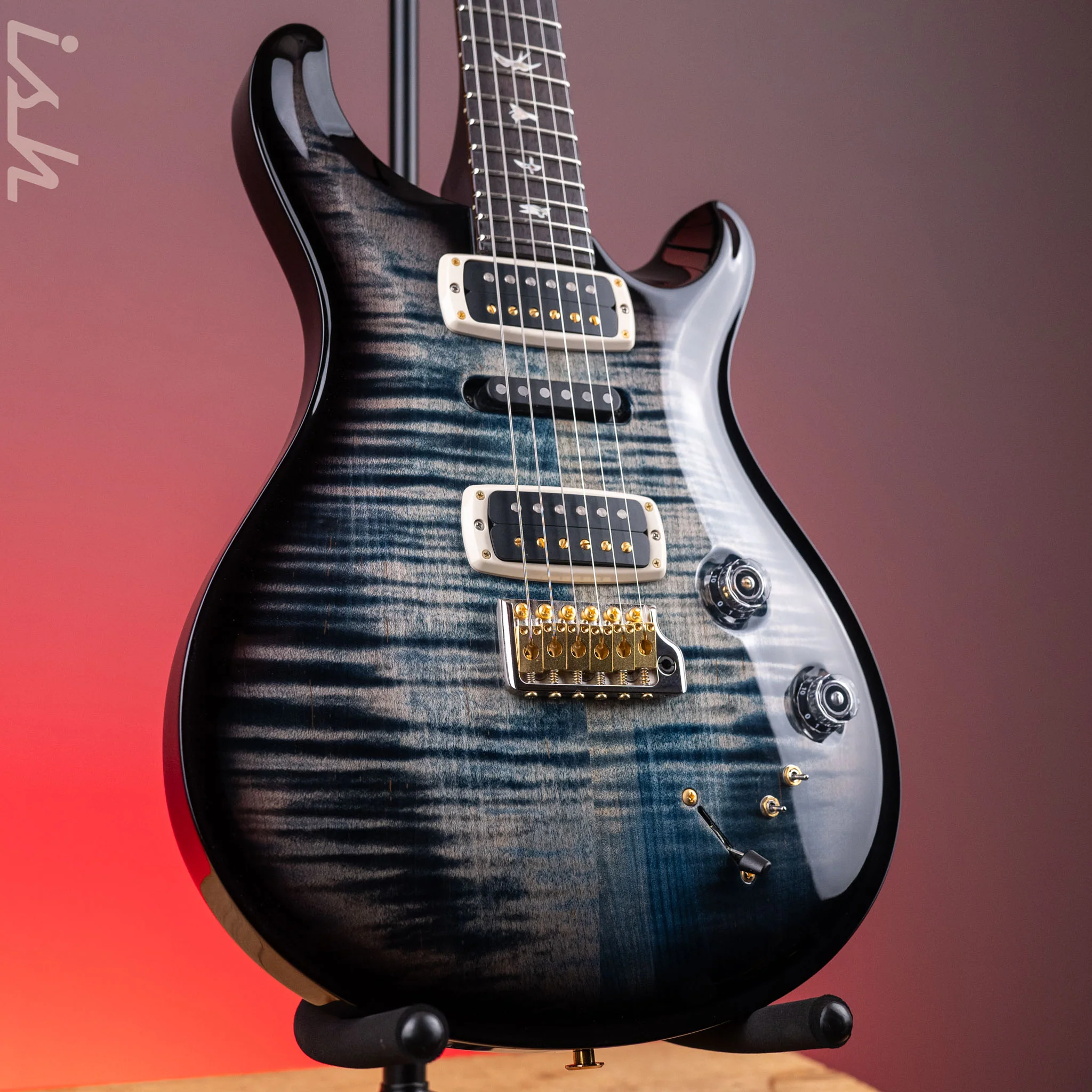 PRS Modern Eagle V 10-Top Faded Whale Blue w/ Black Wrap Burst Demo
