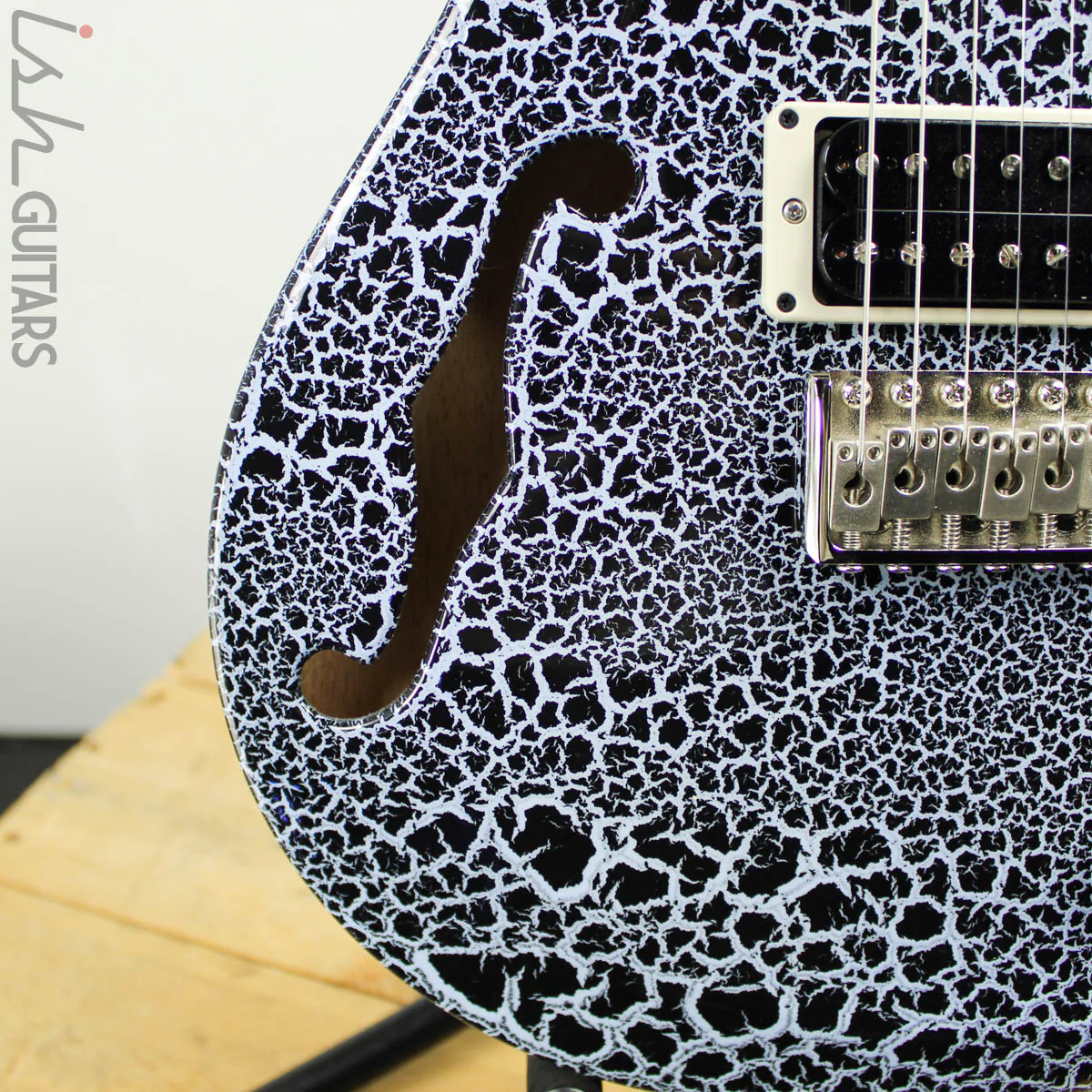 2019 PRS S2 Custom 22 Semi Hollow Powder Blue Crackle - Image 5