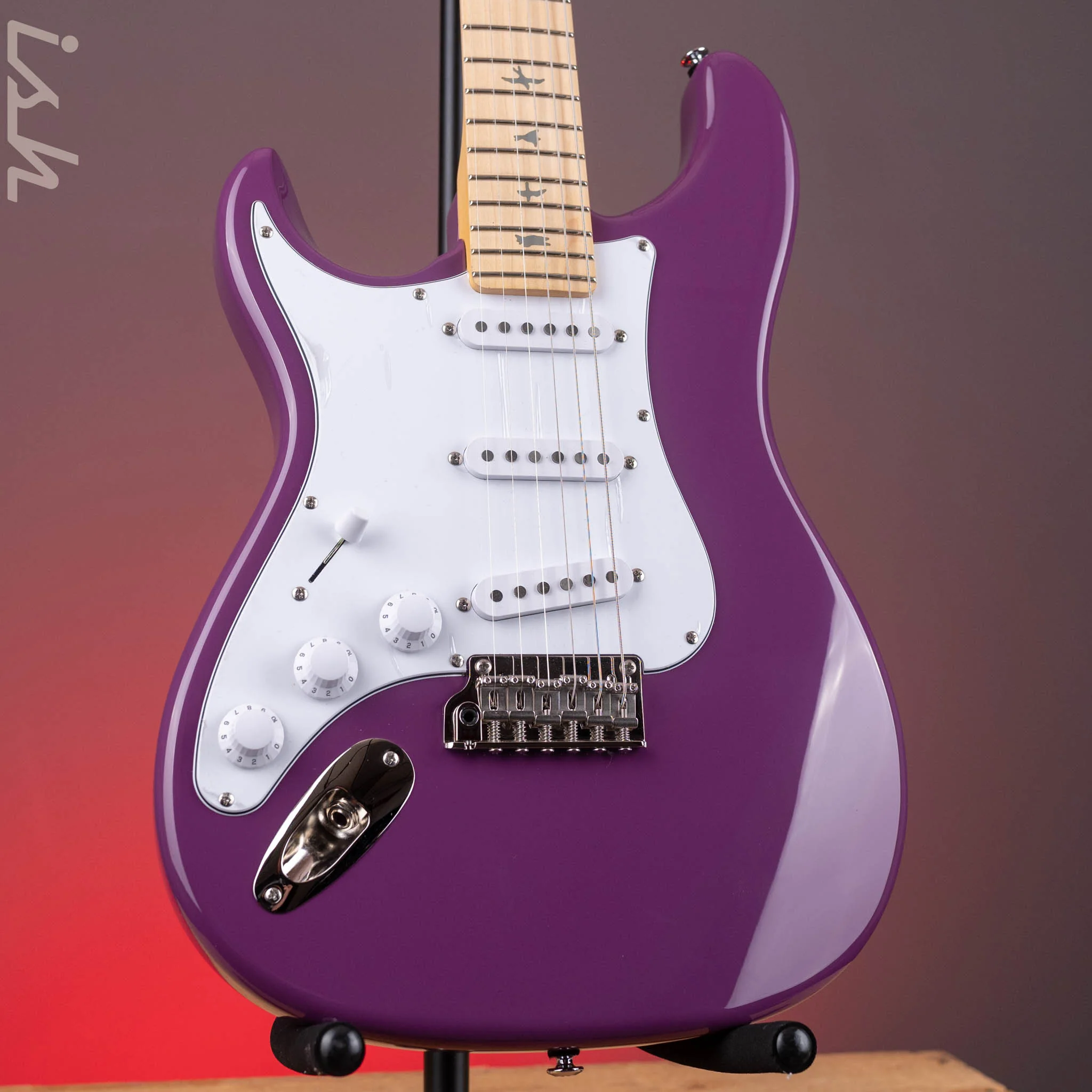 PRS SE Silver Sky Lefty Summit Purple - Maple Board