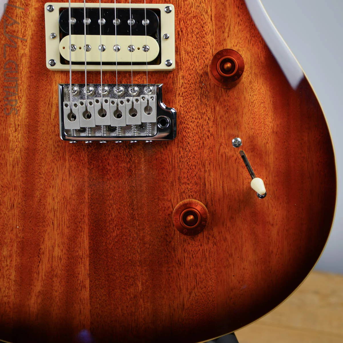 PRS SE Standard 24 Tobacco Sunburst - Image 4