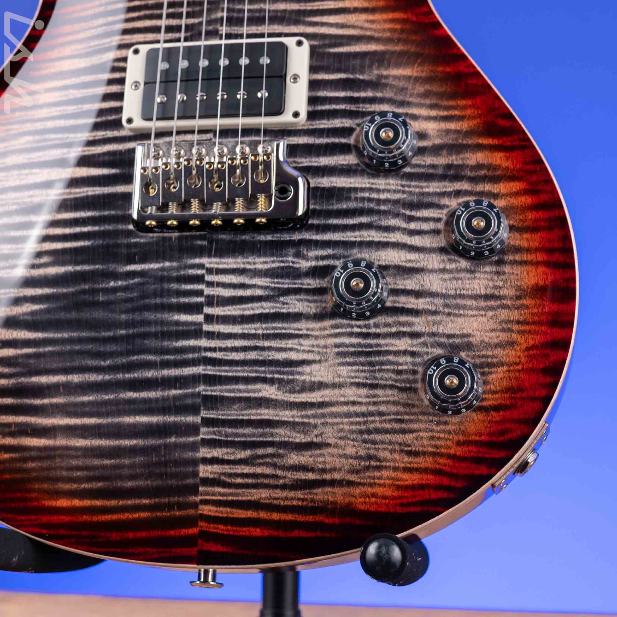 PRS Tremonti Signature Charcoal Cherry Sunburst Tremolo - Image 4