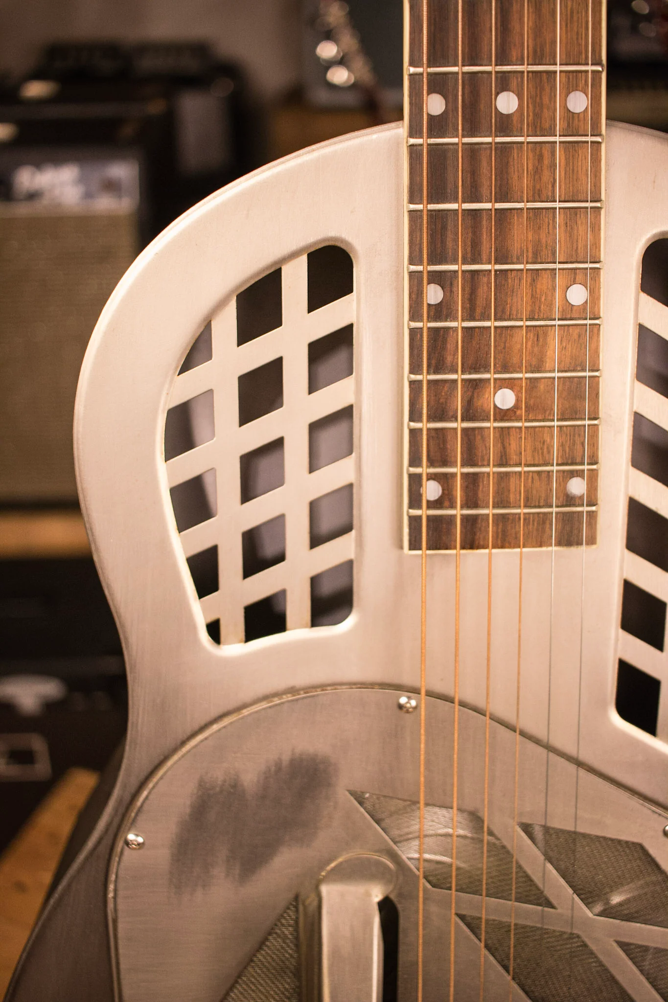 Republic Classic Tricone Resonator Aged Metal Body - Image 3