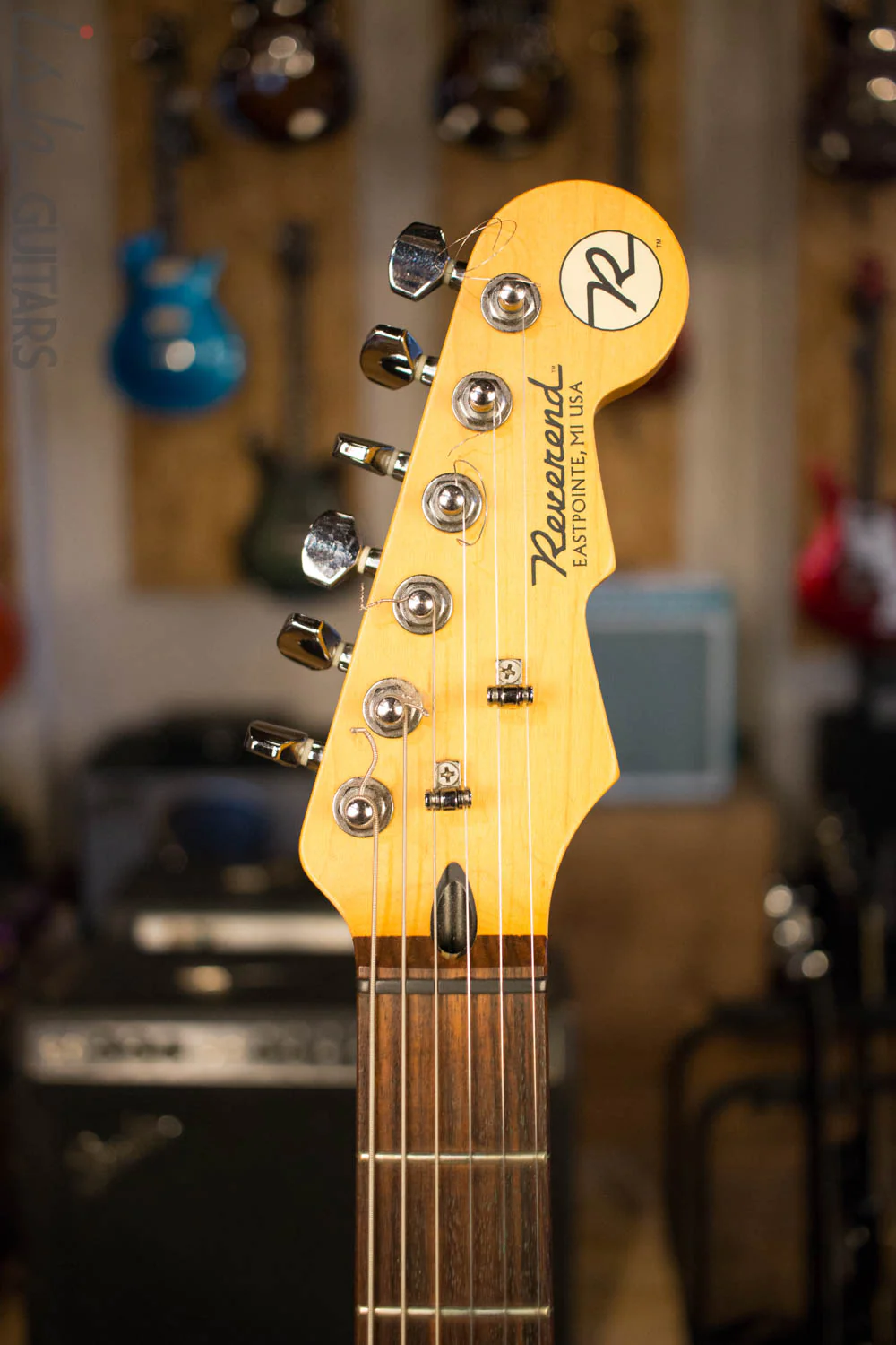 USA Reverend Guitar Rocco Tremolo Anodized Blue RARE - Image 5