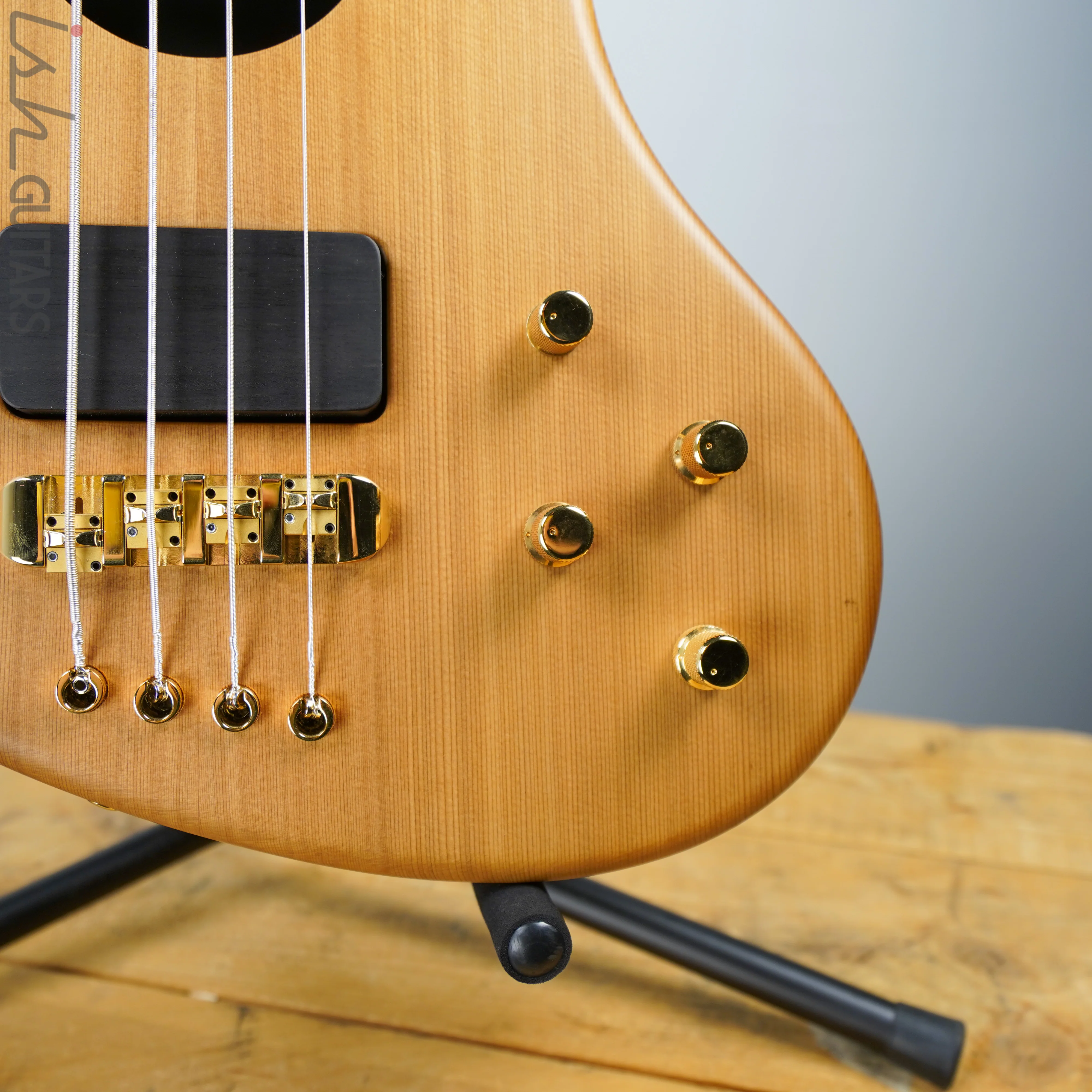 Ritter R8 Singlecut Acoustic Hollowbody Bass Piezo - First Ever! Redwood Body - Image 4