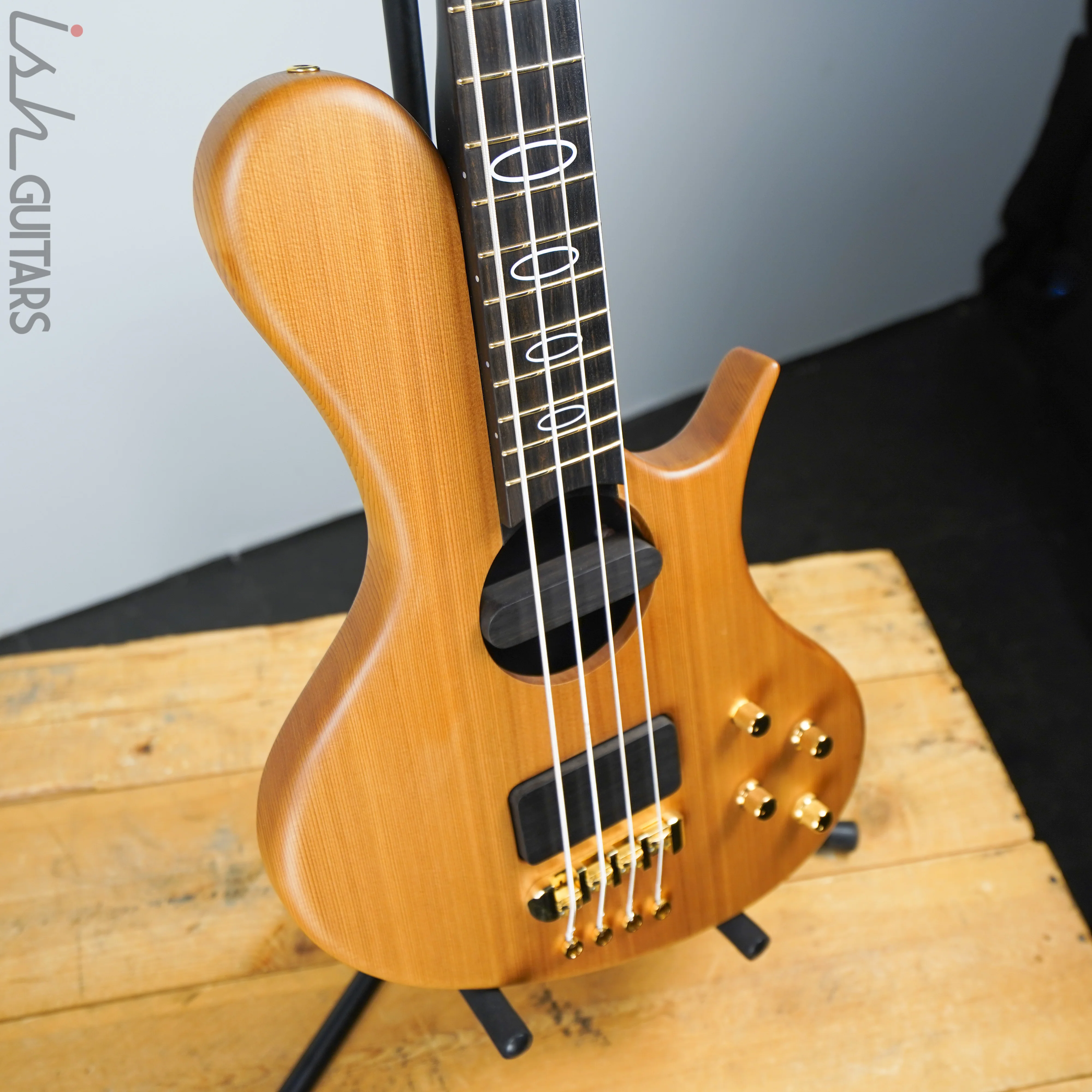 Ritter R8 Singlecut Acoustic Hollowbody Bass Piezo - First Ever! Redwood Body - Image 5