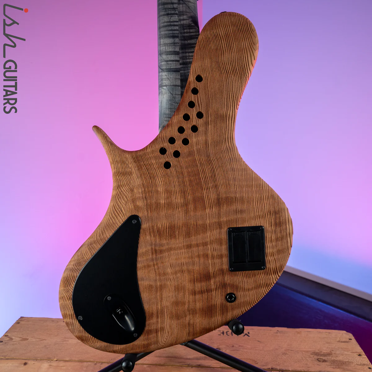 Ritter R8 Singlecut Bass Guitar Sandblasted Quilted Redwood - Image 10