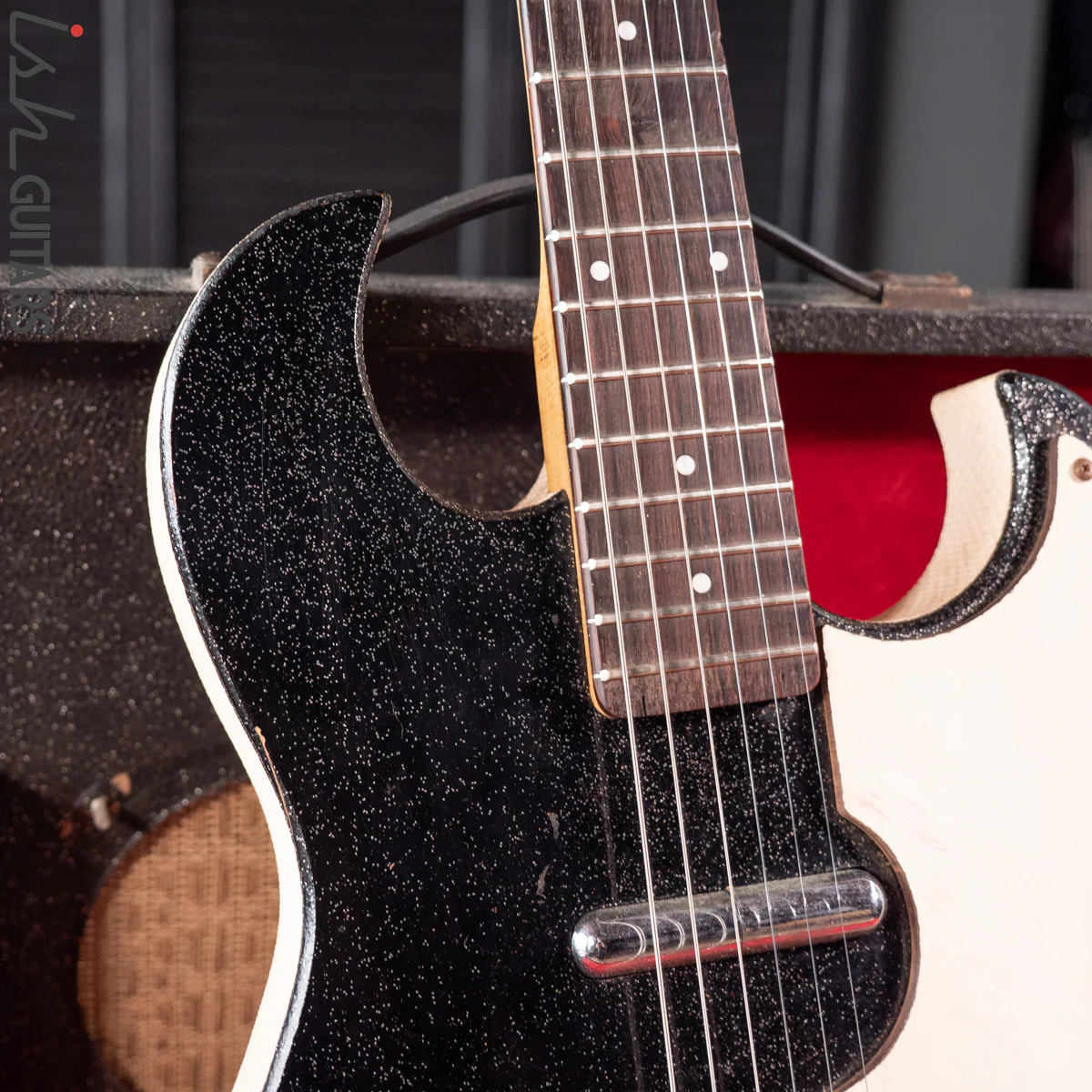 1960s Sears Silvertone Model 1448 Guitar and Amplifier Case - Image 6