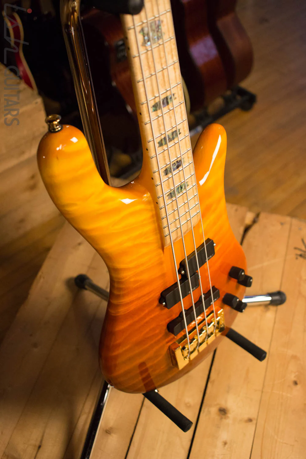 Spector NS-2 Sunset Fade USA Premium Quilted Maple - Image 5