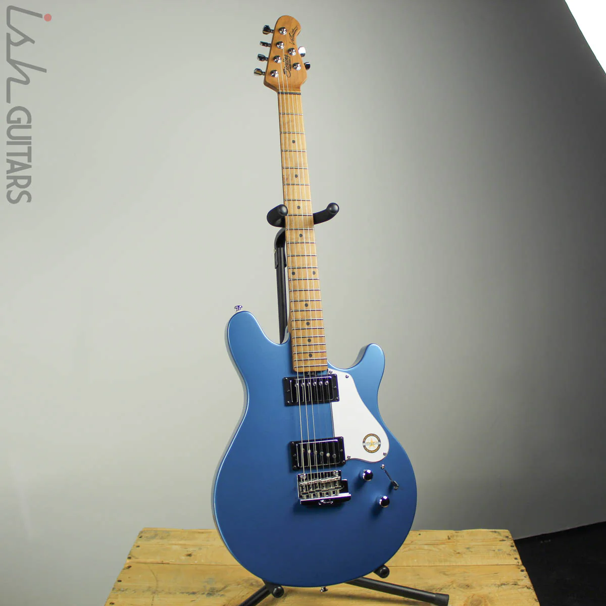 Sterling by Music Man JV60-T Valentine Signature Toluca Lake Blue - Image 2