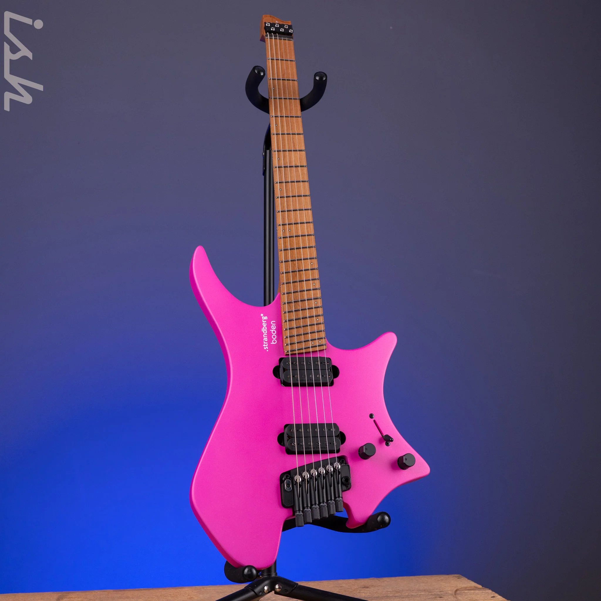Strandberg Boden Standard N2.6T Electric Fuchsia Metallic - Image 2