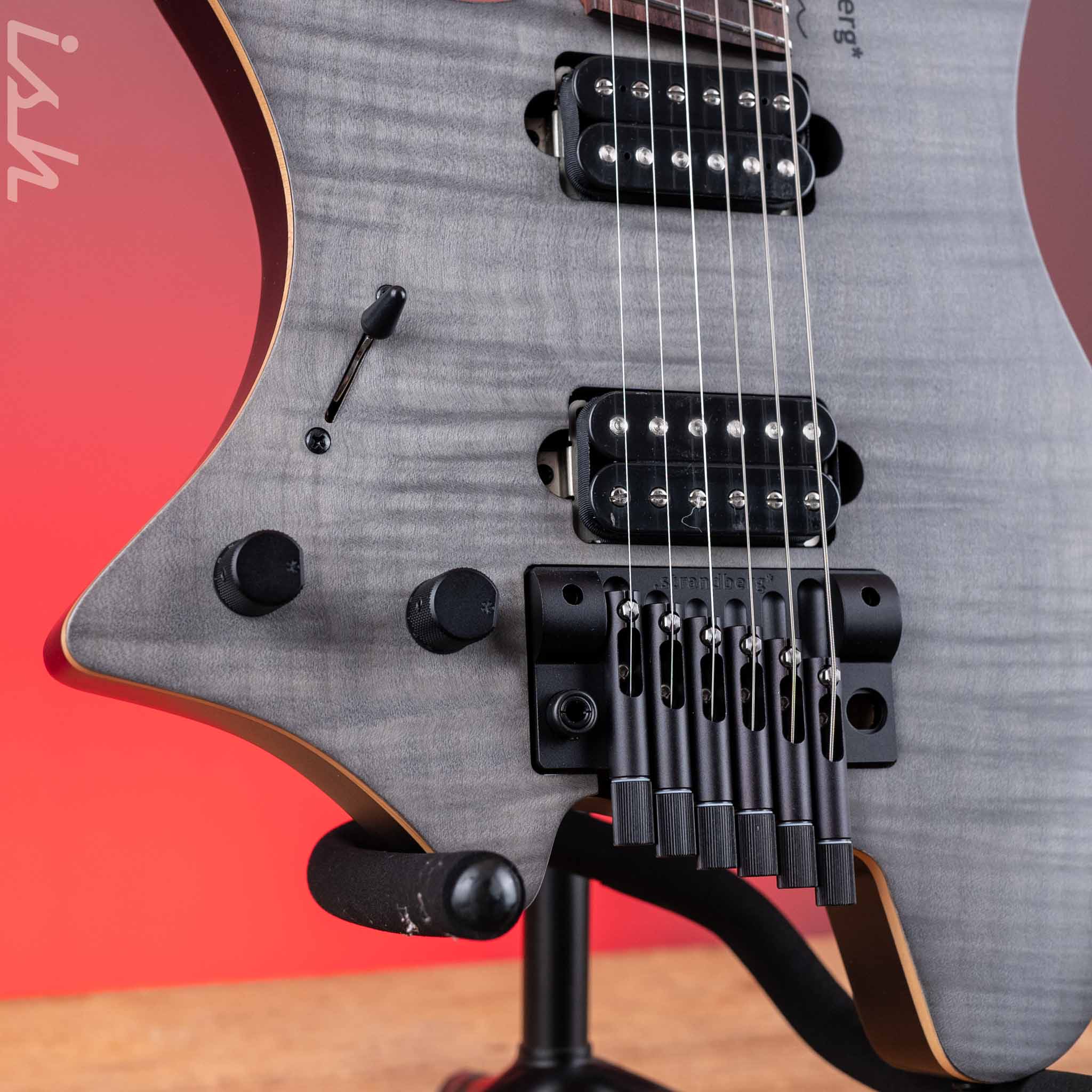Strandberg Boden Standard NX 6 Lefty Tremolo Charcoal - Image 4