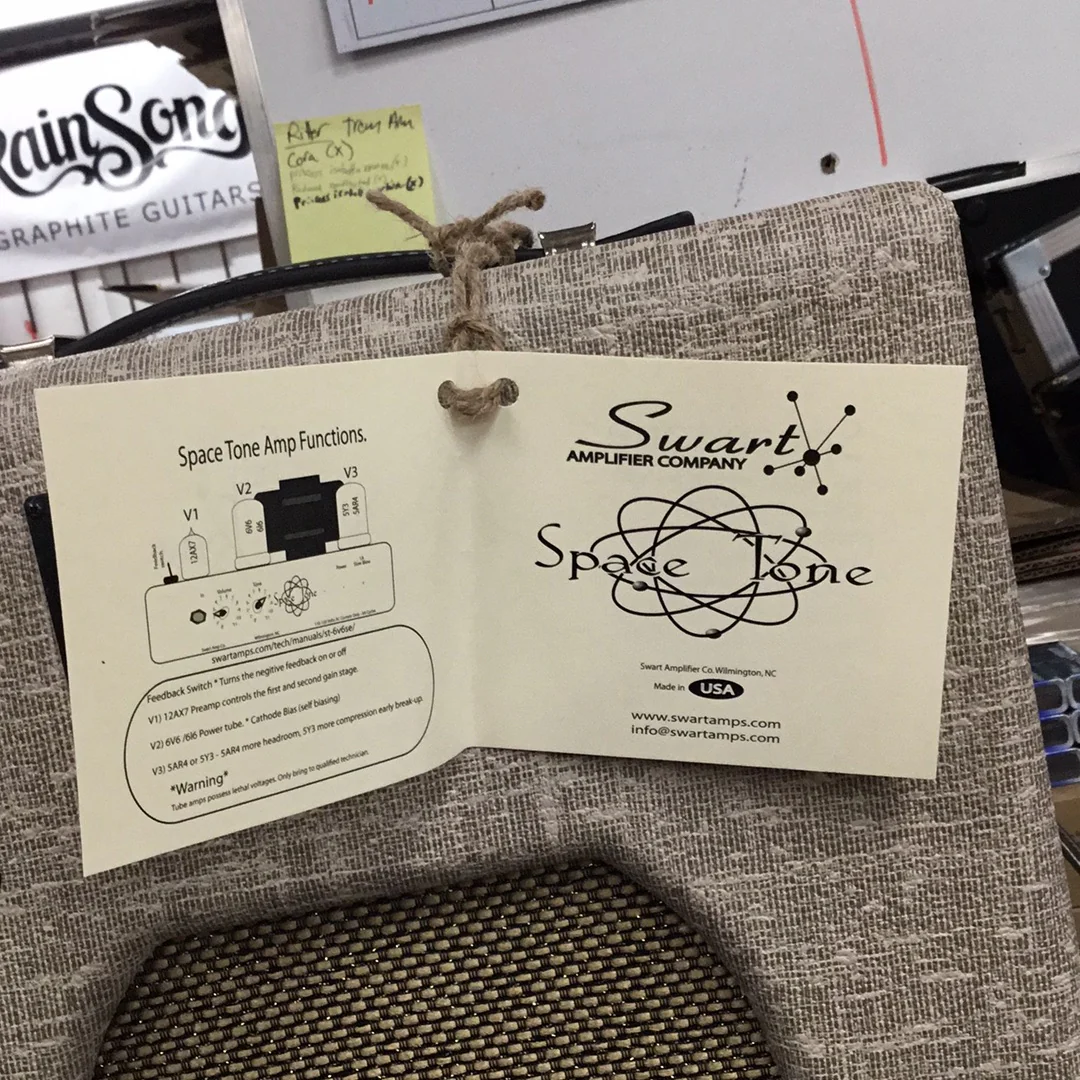 Swart Space Tone 6v6se Guitar Amplifier Custom Fawn Slub Gold Piping Black and Tan Gold Sparkle Grill - Image 5