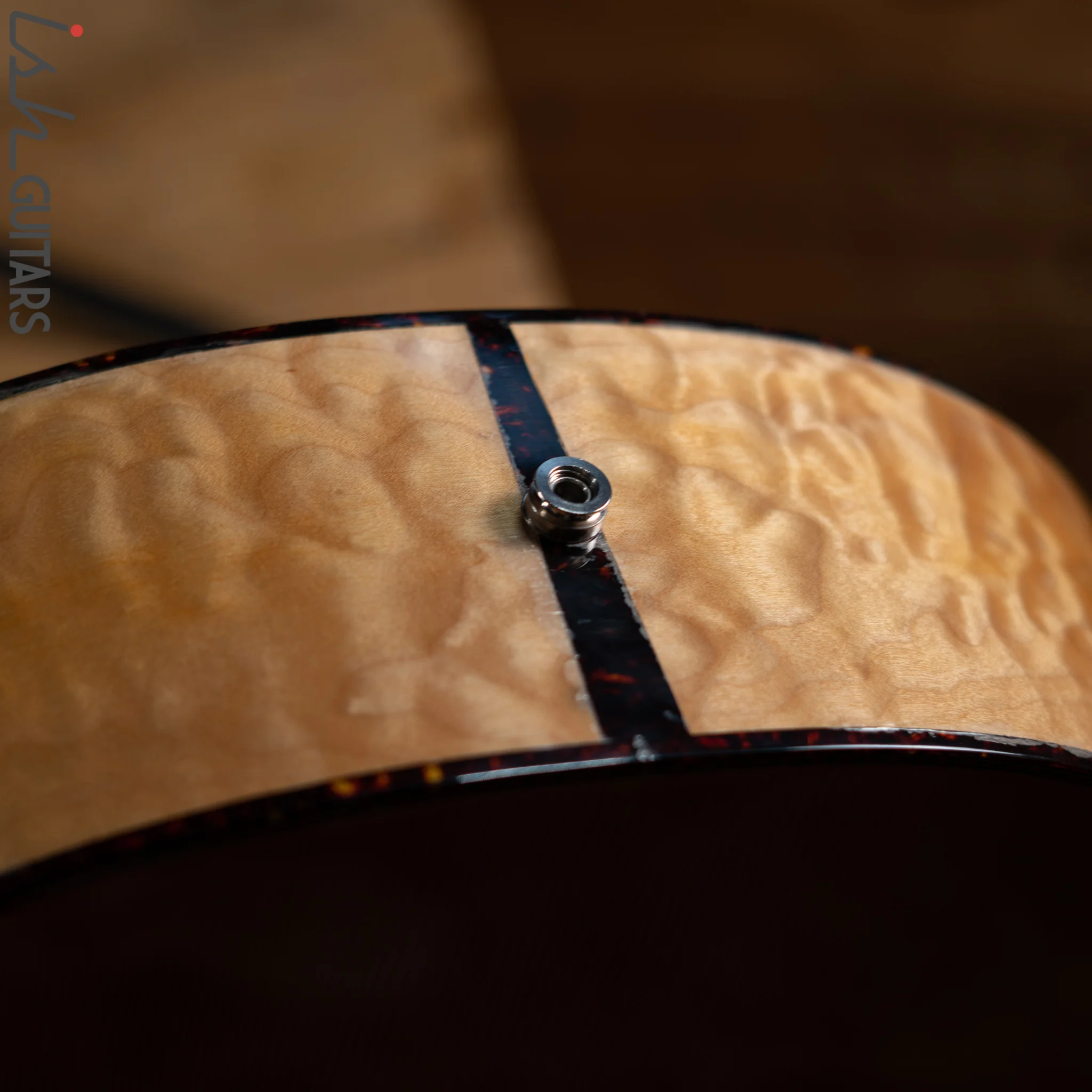 Tacoma JF 21 Natural Flame Maple - Image 17