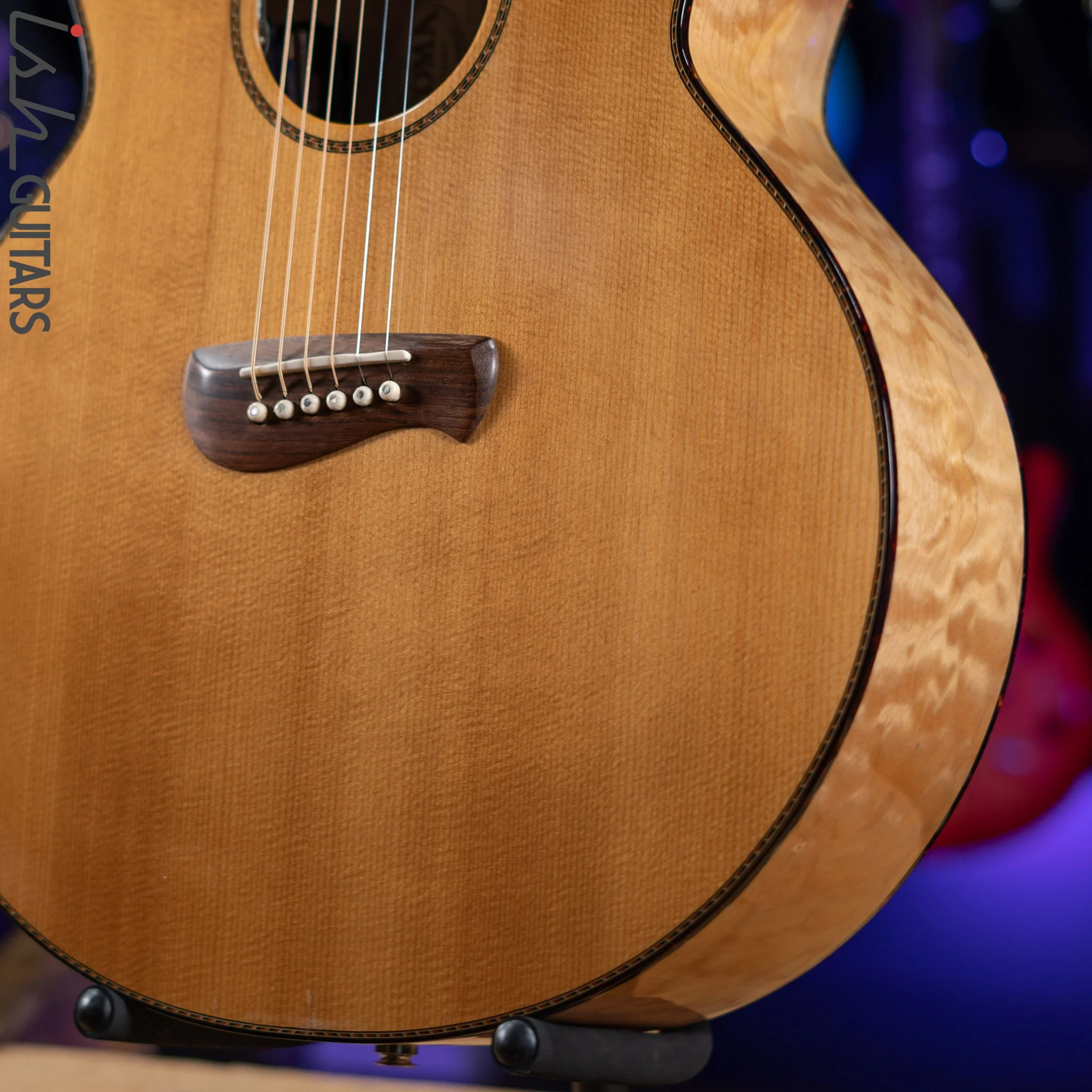 Tacoma JF 21 Natural Flame Maple - Image 4