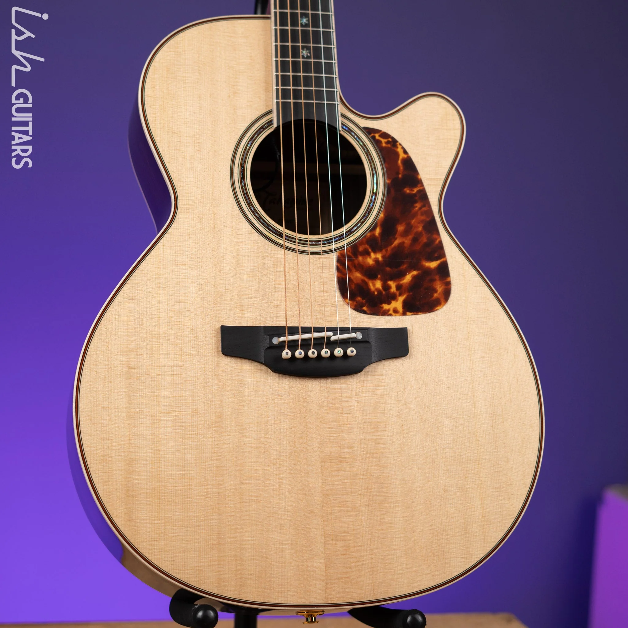 Takamine P7NC Acoustic-Electric Guitar Natural