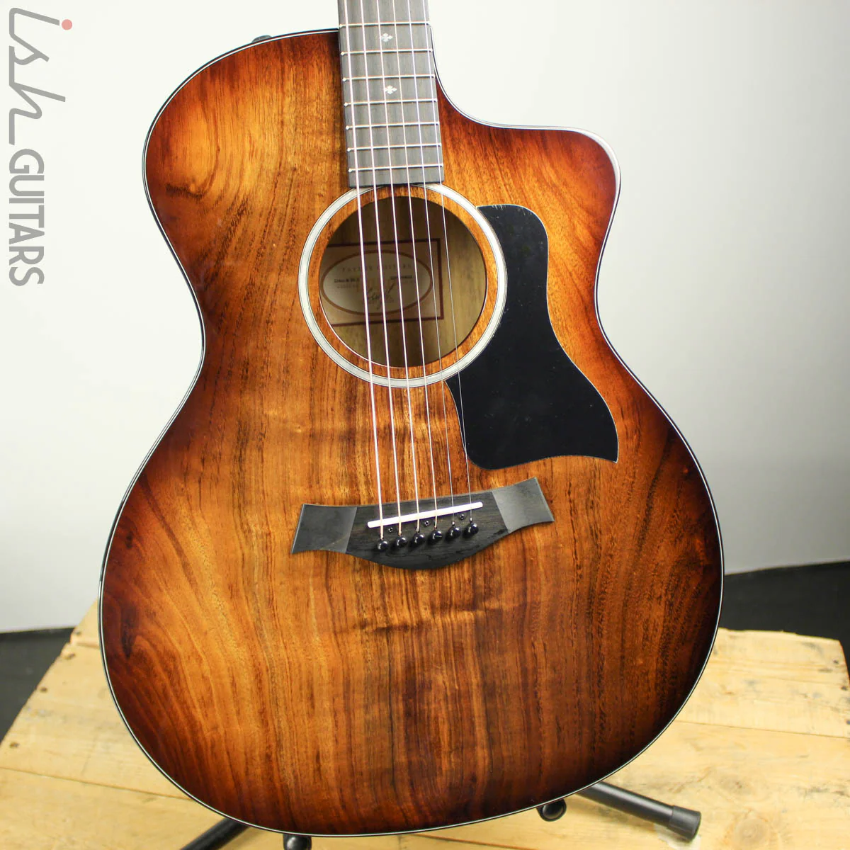 2019 Taylor 224ce-K DLX Hawaiian Koa